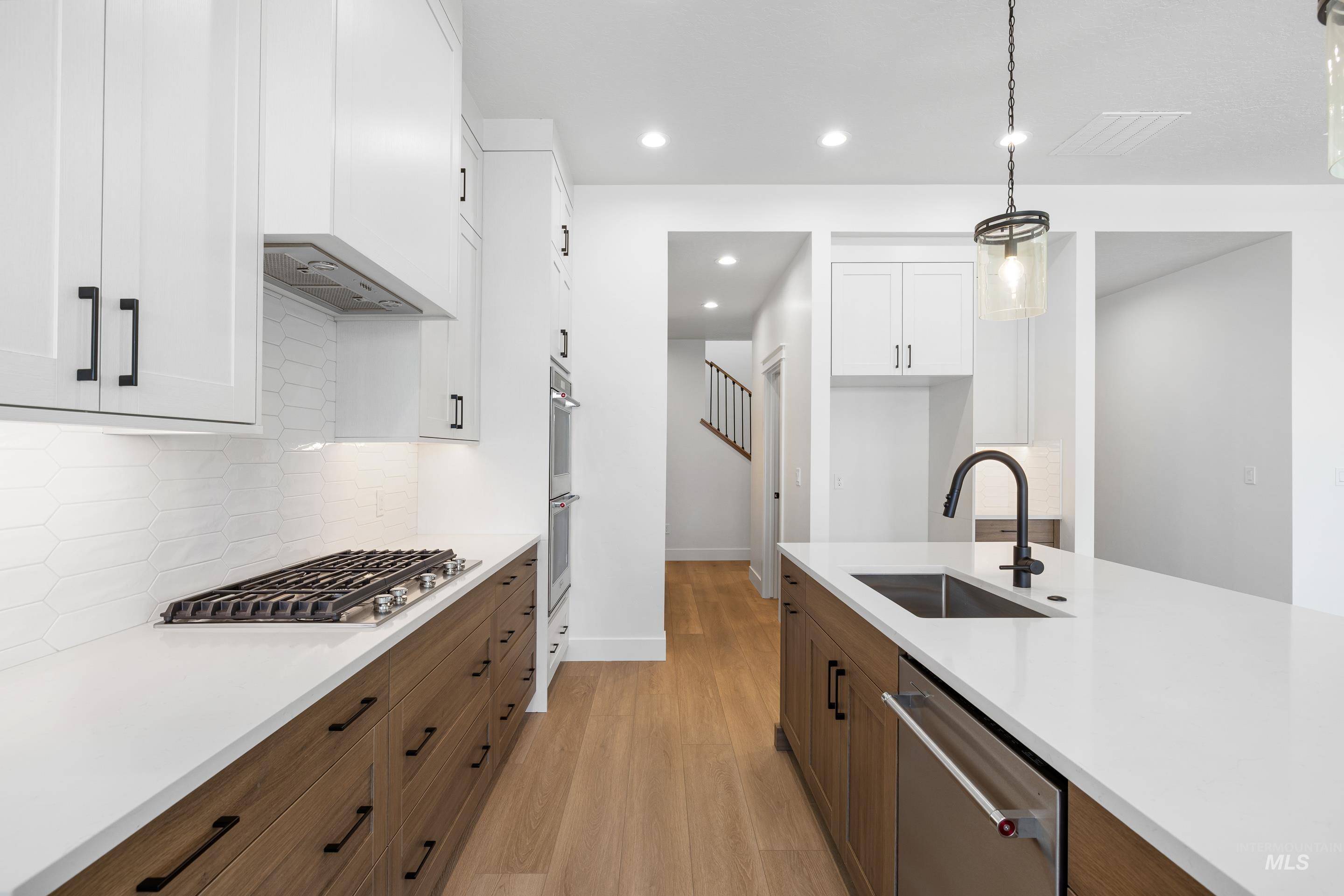 1279 E Andes Drive, Kuna, Idaho 83634, 3 Bedrooms, 3.5 Bathrooms, Residential For Sale, Price $729,900, 98966939