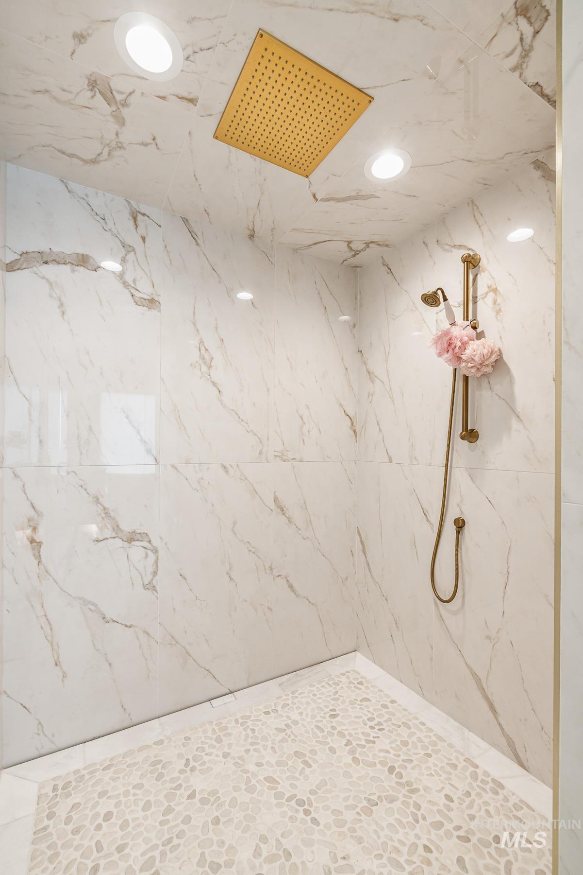 13793 Ashton Ridge Place, McCall, Idaho 83638, 5 Bedrooms, 4 Bathrooms, Residential For Sale, Price $3,299,000, 98966940