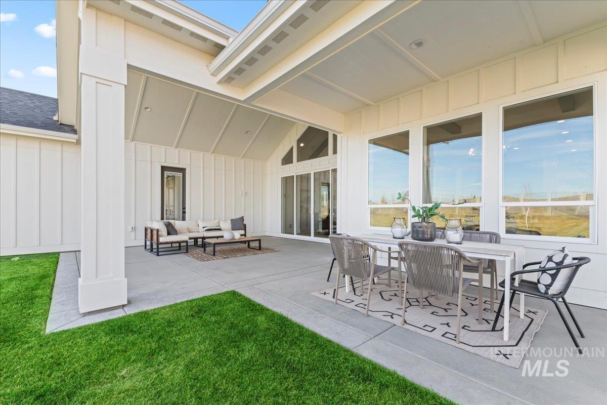 View of patio / terrace with outdoor dining space and outdoor lounge area