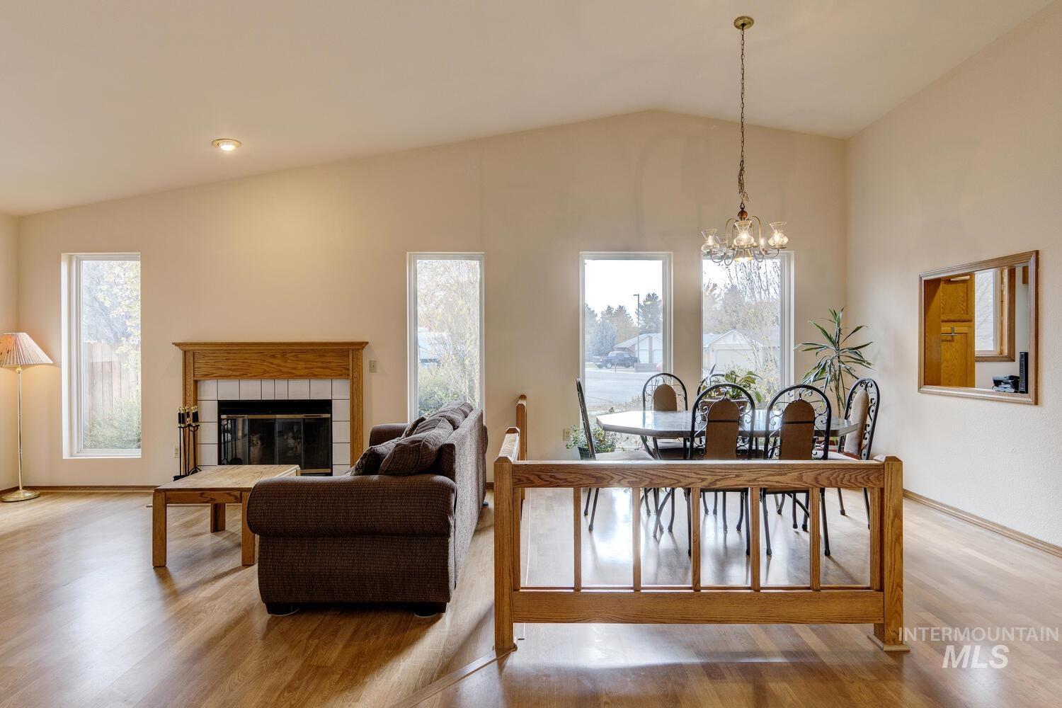 4198 N Oxbow Way, Boise, Idaho 83713, 3 Bedrooms, 2 Bathrooms, Residential For Sale, Price $409,000, 98966973