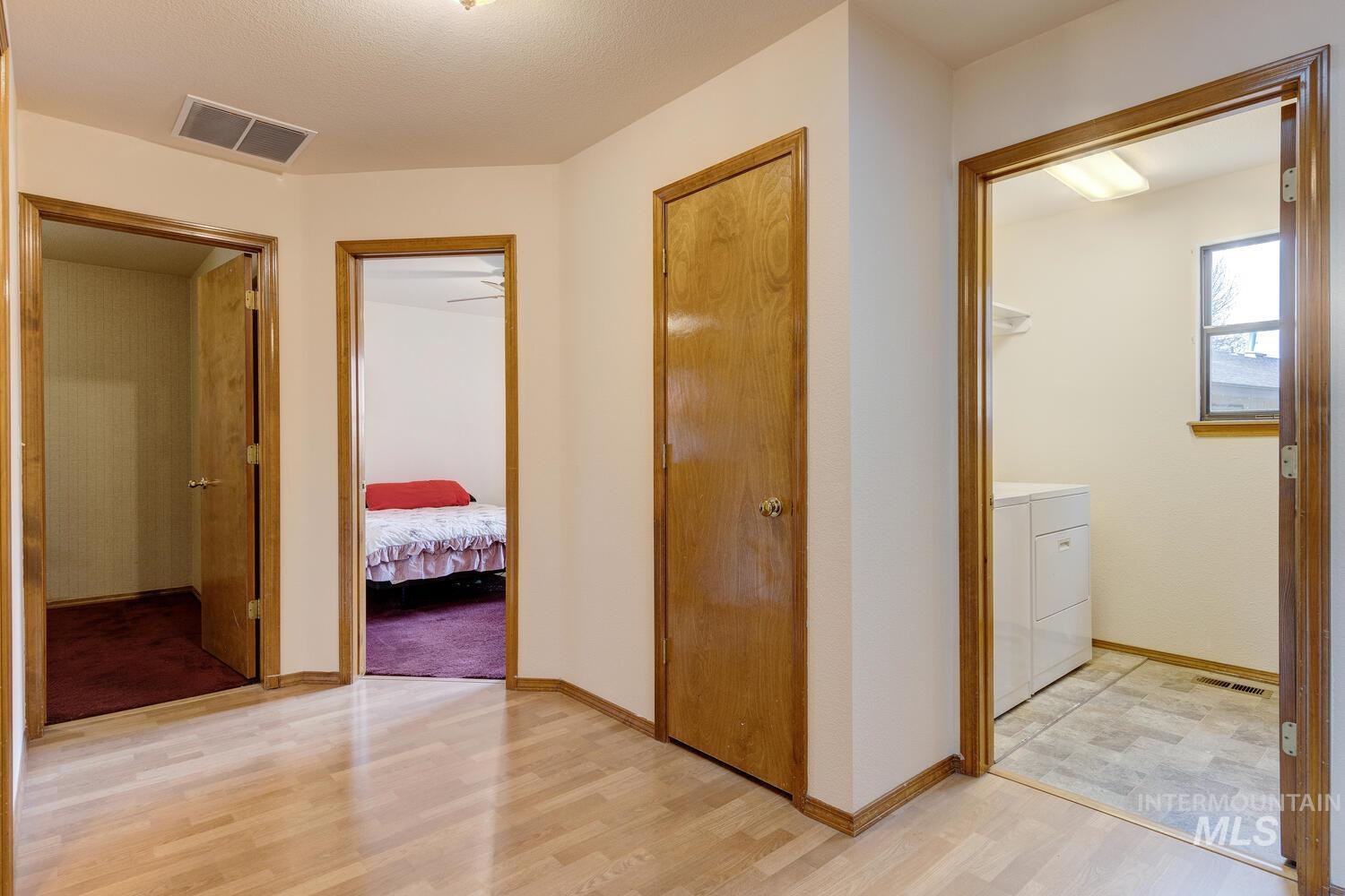 4198 N Oxbow Way, Boise, Idaho 83713, 3 Bedrooms, 2 Bathrooms, Residential For Sale, Price $409,000, 98966973