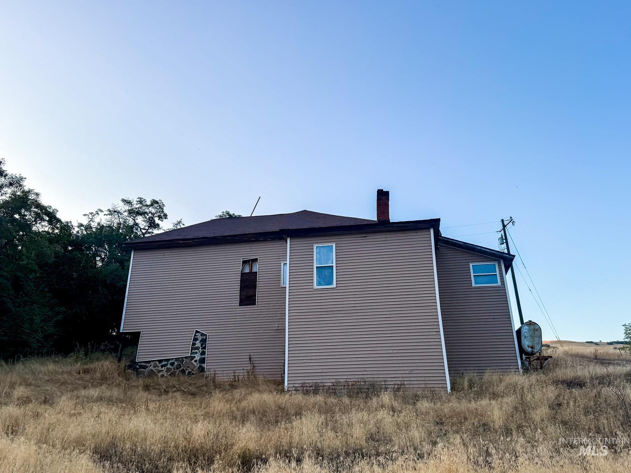 301 E B Street, Kendrick, Idaho 83524, 3 Bedrooms, 3 Bathrooms, Residential For Sale, Price $125,000, 98966975