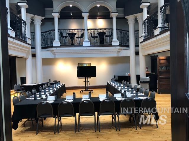 200 N 8th, Buhl, Idaho 83316, 2 Bedrooms, 1 Bathroom, Residential Income For Sale, Price $750,000, 98966985