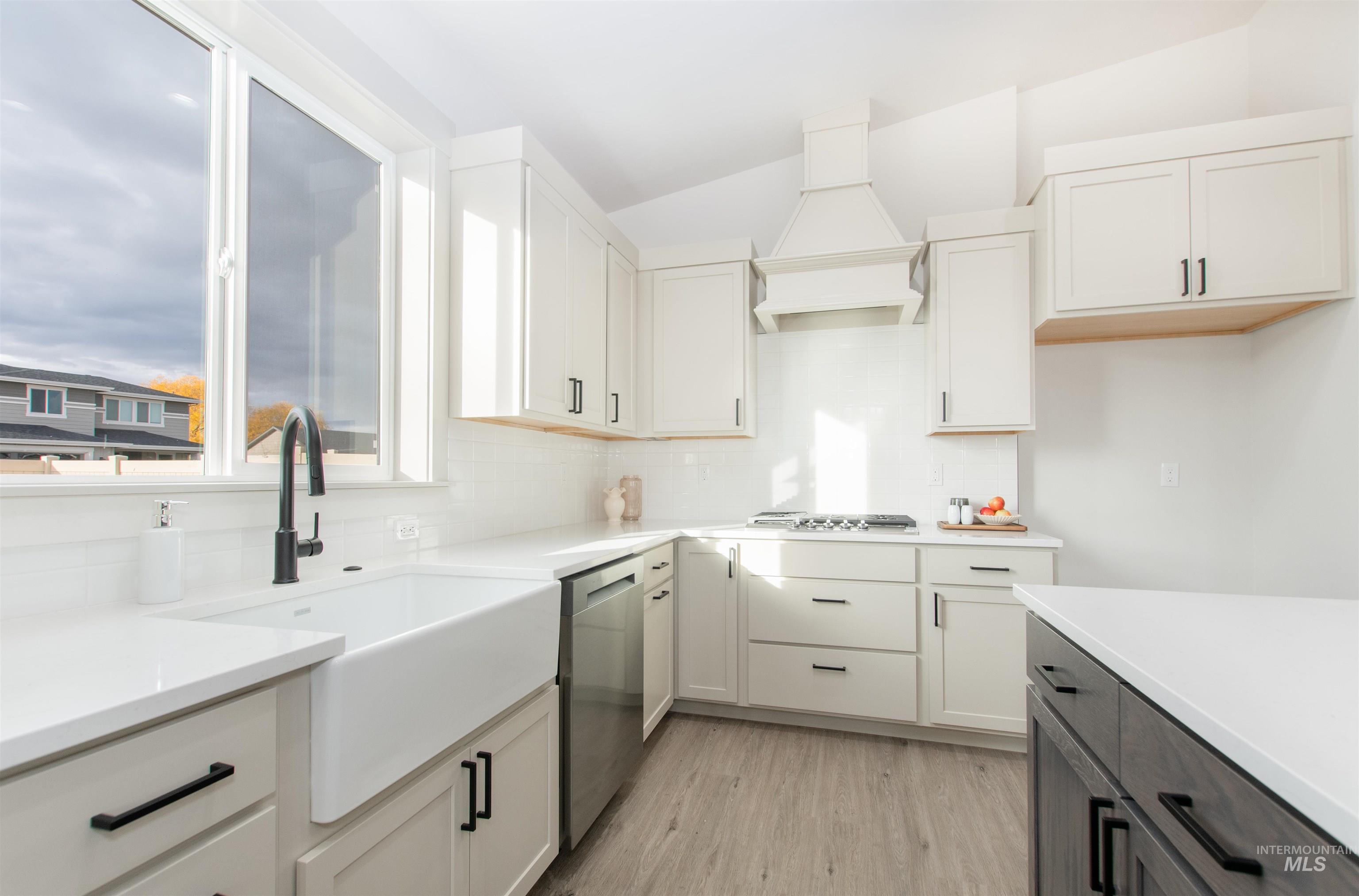 438 Linden St, New Plymouth, Idaho 83655, 5 Bedrooms, 2.5 Bathrooms, Residential For Sale, Price $465,000, 98966987