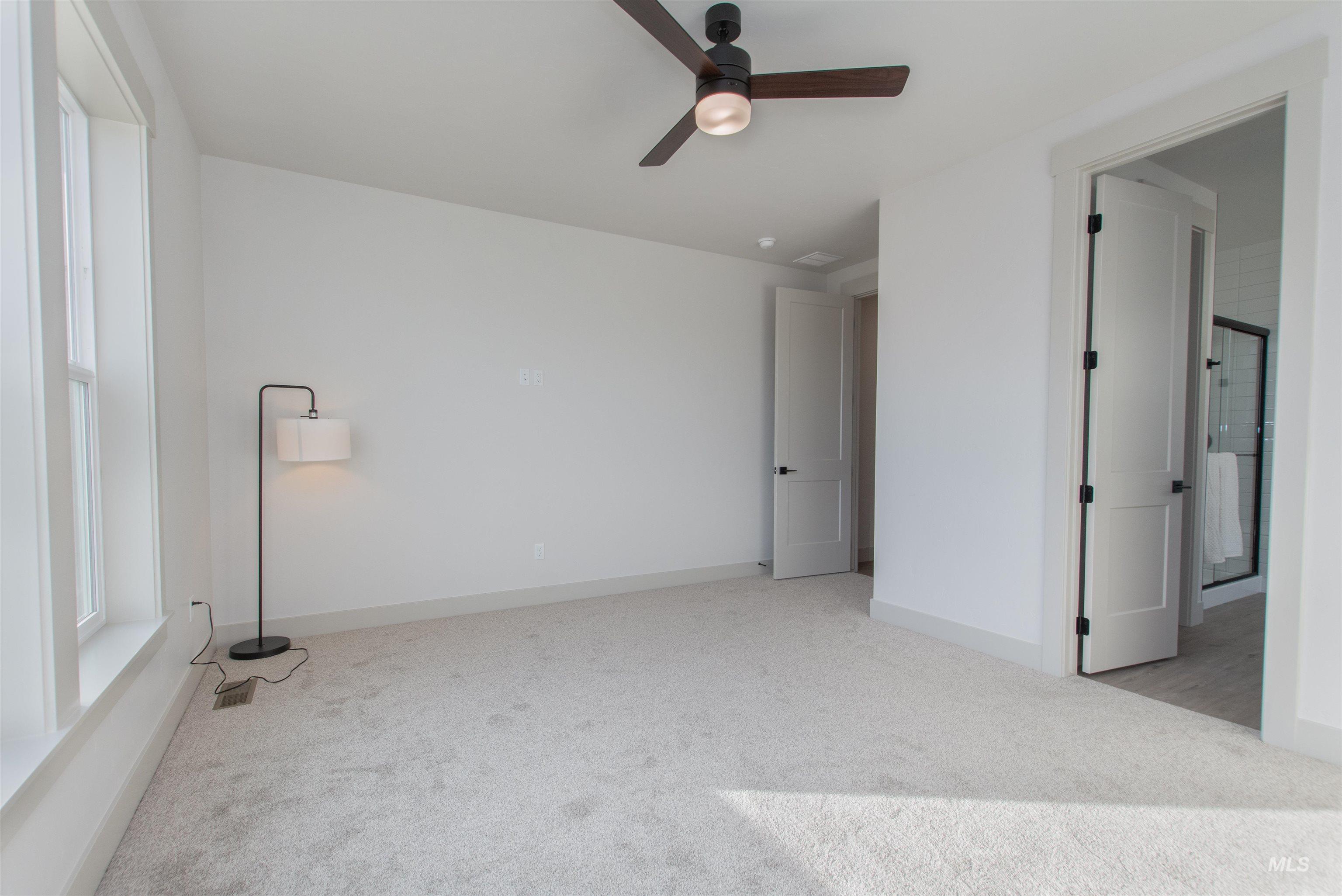 438 Linden St, New Plymouth, Idaho 83655, 5 Bedrooms, 2.5 Bathrooms, Residential For Sale, Price $465,000, 98966987