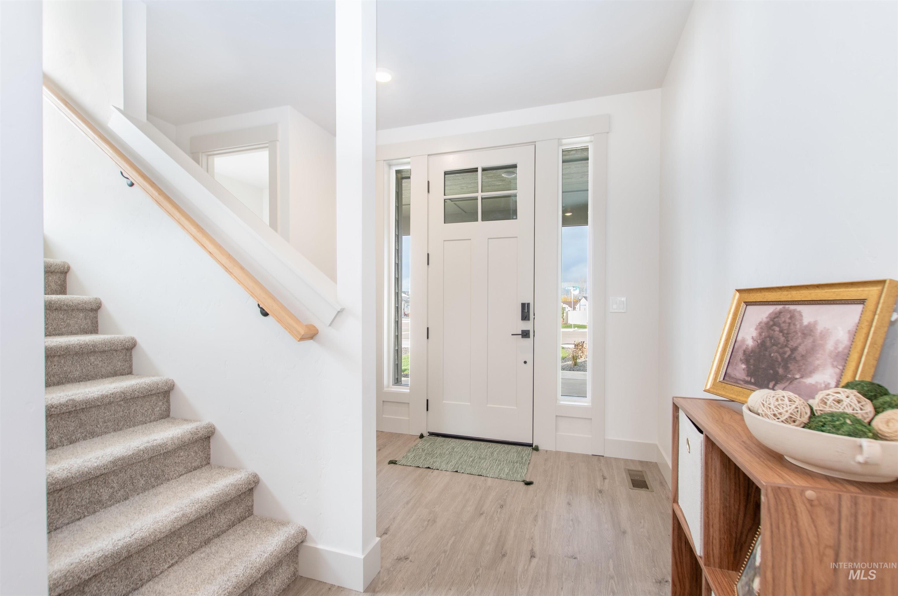 438 Linden St, New Plymouth, Idaho 83655, 5 Bedrooms, 2.5 Bathrooms, Residential For Sale, Price $465,000, 98966987