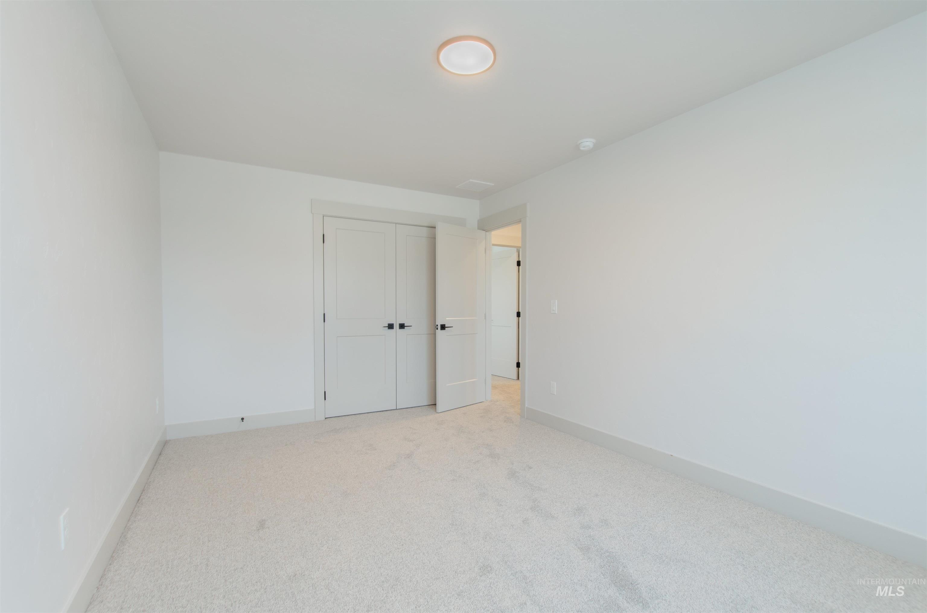 438 Linden St, New Plymouth, Idaho 83655, 5 Bedrooms, 2.5 Bathrooms, Residential For Sale, Price $465,000, 98966987