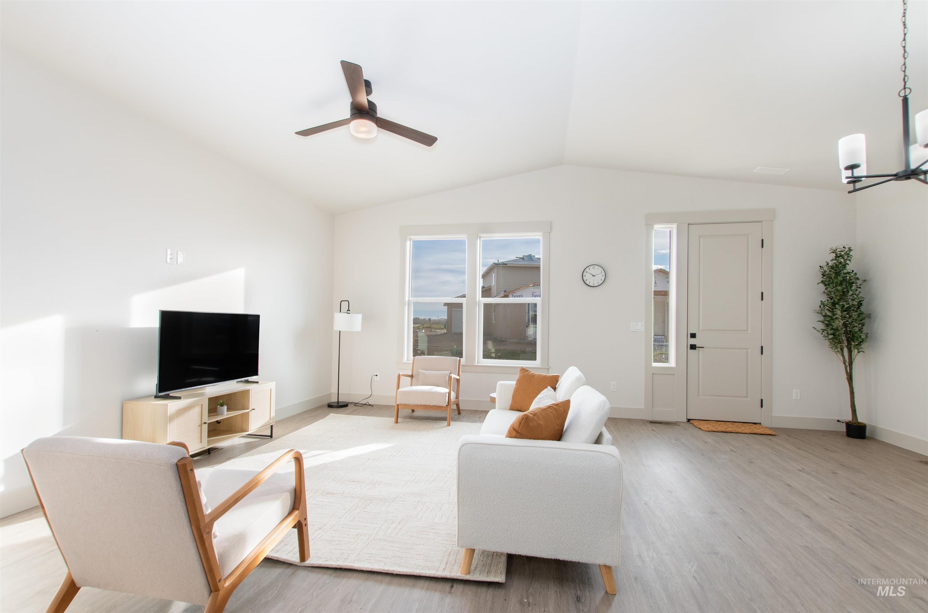 438 Linden St, New Plymouth, Idaho 83655, 5 Bedrooms, 2.5 Bathrooms, Residential For Sale, Price $465,000, 98966987