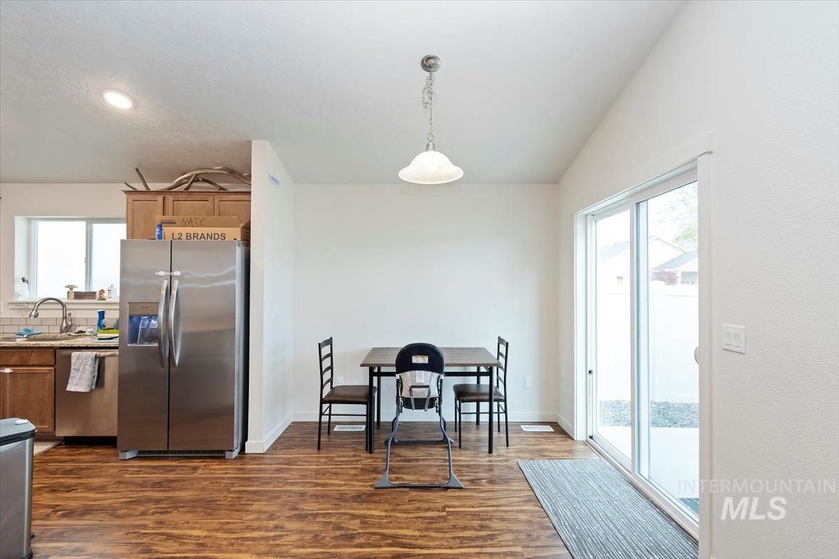 658 E Warrior Basin St, Kuna, Idaho 83634, 3 Bedrooms, 2 Bathrooms, Residential For Sale, Price $445,000, 98966999