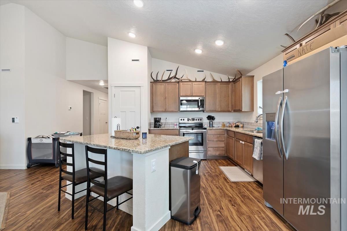 658 E Warrior Basin St, Kuna, Idaho 83634, 3 Bedrooms, 2 Bathrooms, Residential For Sale, Price $445,000, 98966999