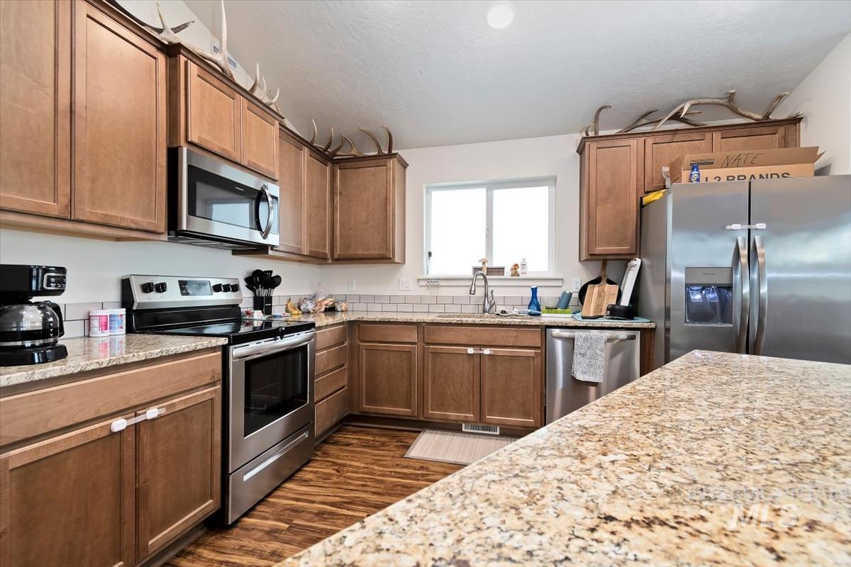 658 E Warrior Basin St, Kuna, Idaho 83634, 3 Bedrooms, 2 Bathrooms, Residential For Sale, Price $445,000, 98966999