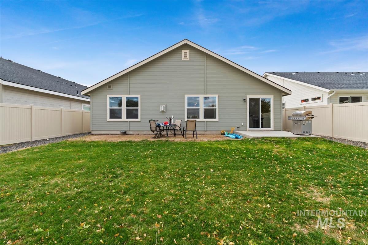 658 E Warrior Basin St, Kuna, Idaho 83634, 3 Bedrooms, 2 Bathrooms, Residential For Sale, Price $445,000, 98966999