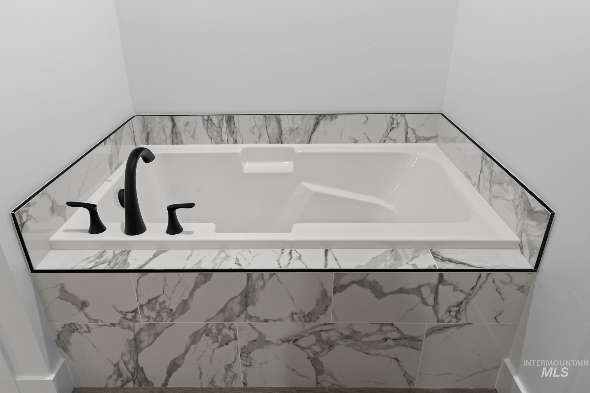 605 Grand Harvest Avenue, New Plymouth, Idaho 83655, 4 Bedrooms, 2.5 Bathrooms, Residential For Sale, Price $505,000, 98967001