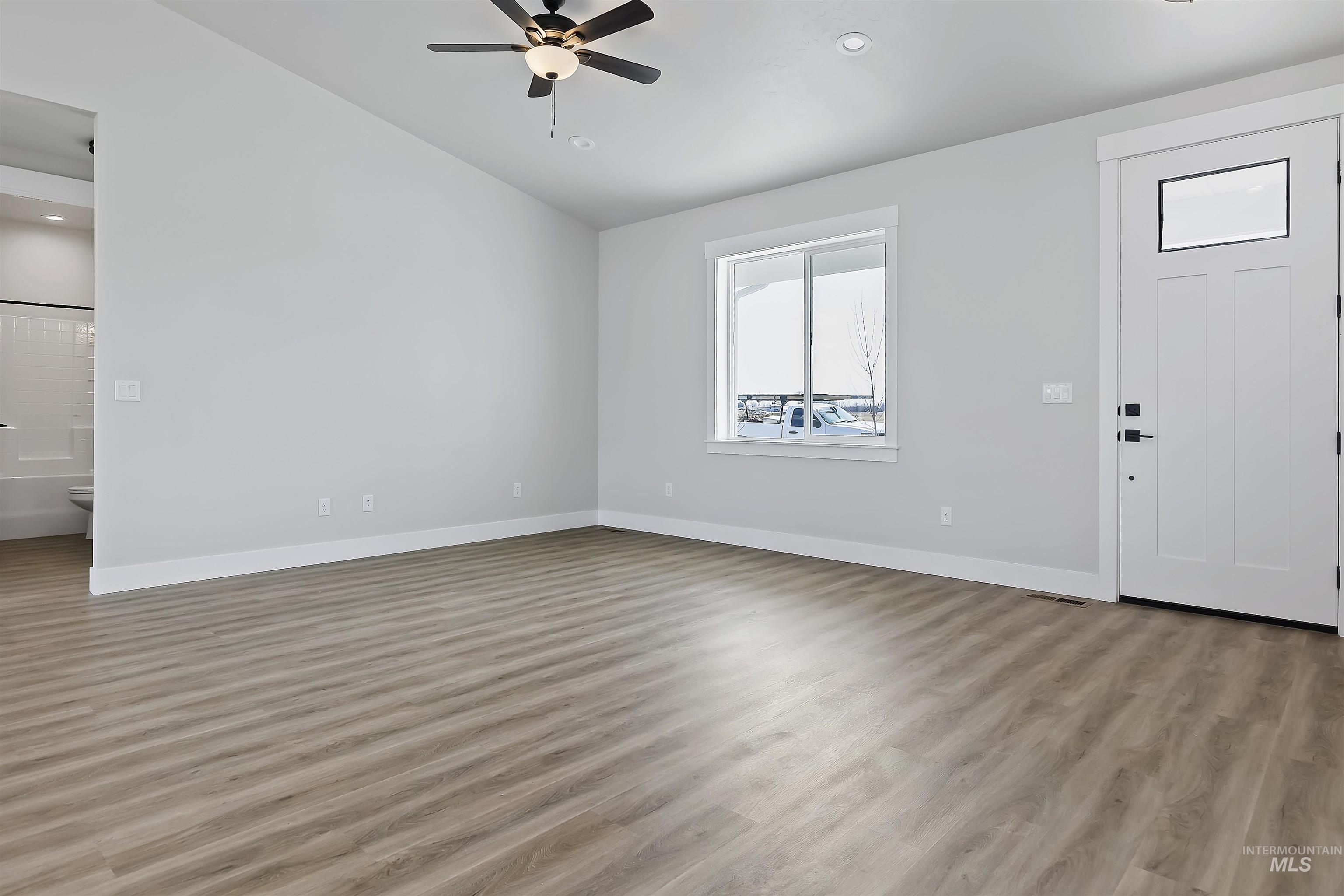 607 Grand Harvest Avenue, New Plymouth, Idaho 83655, 4 Bedrooms, 2.5 Bathrooms, Residential For Sale, Price $480,000, 98967006