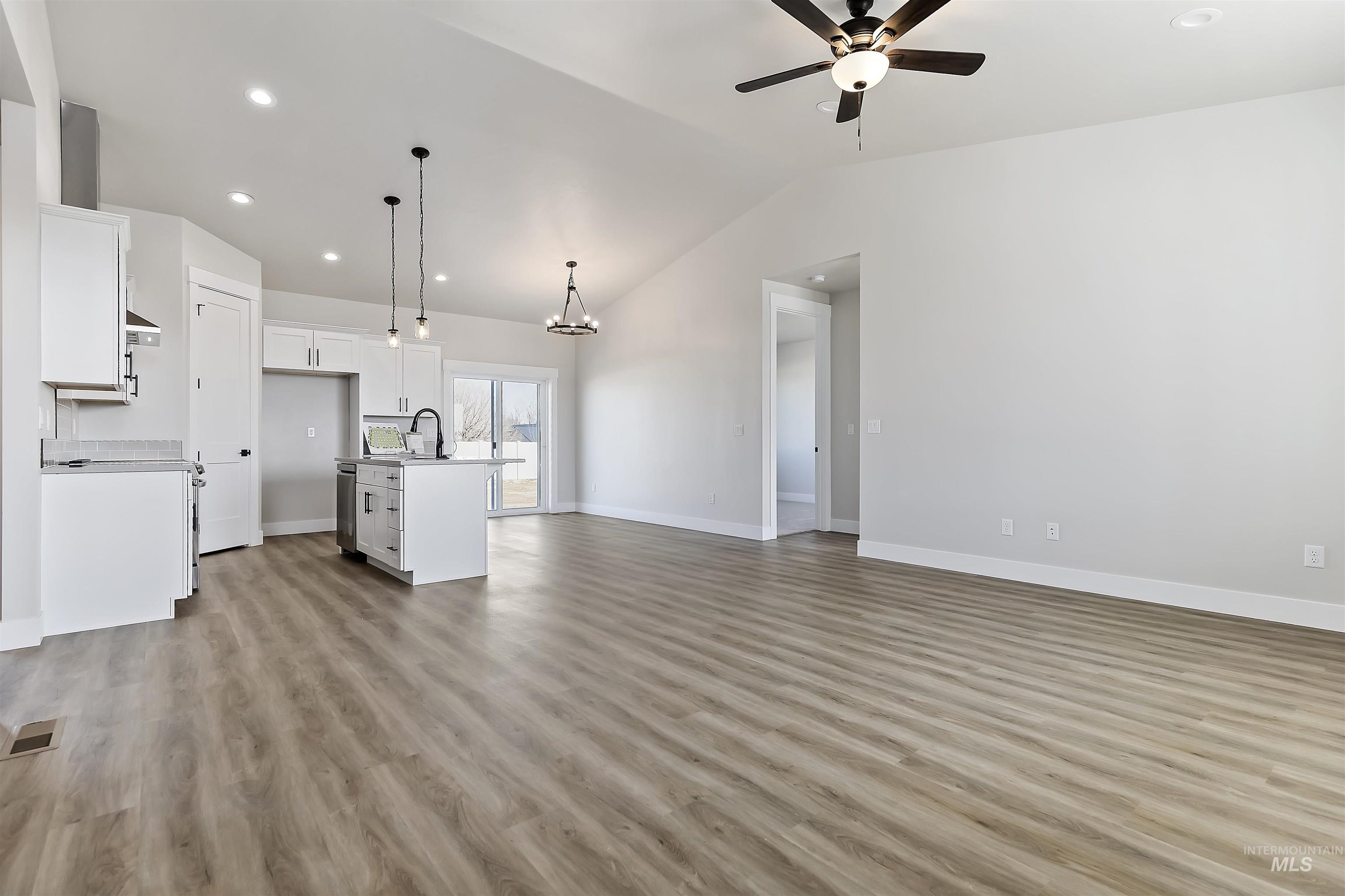 607 Grand Harvest Avenue, New Plymouth, Idaho 83655, 4 Bedrooms, 2.5 Bathrooms, Residential For Sale, Price $480,000, 98967006