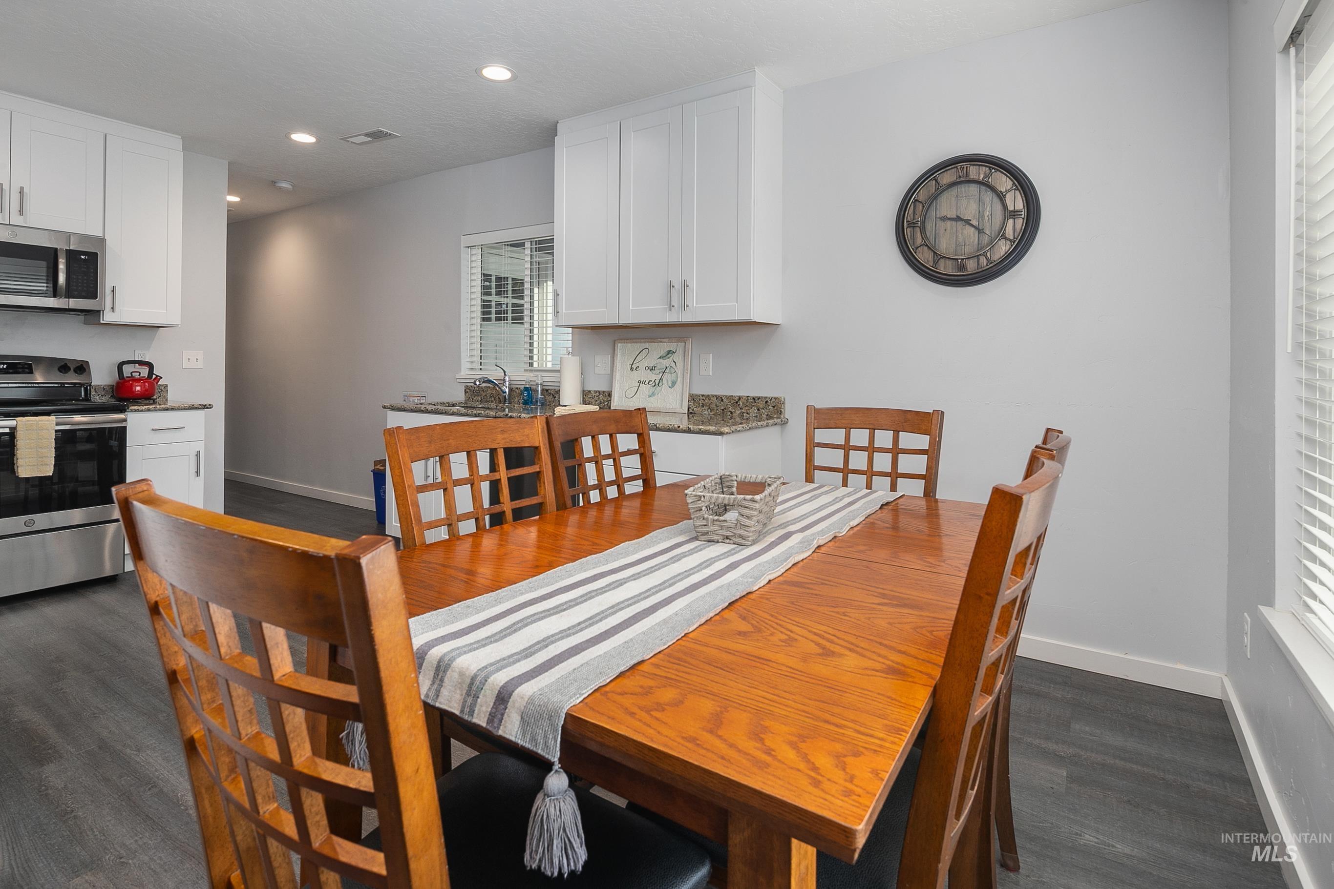 2513 N 31st, Boise, Idaho 83703, 3 Bedrooms, 2 Bathrooms, Residential Income For Sale, Price $870,000, 98967007