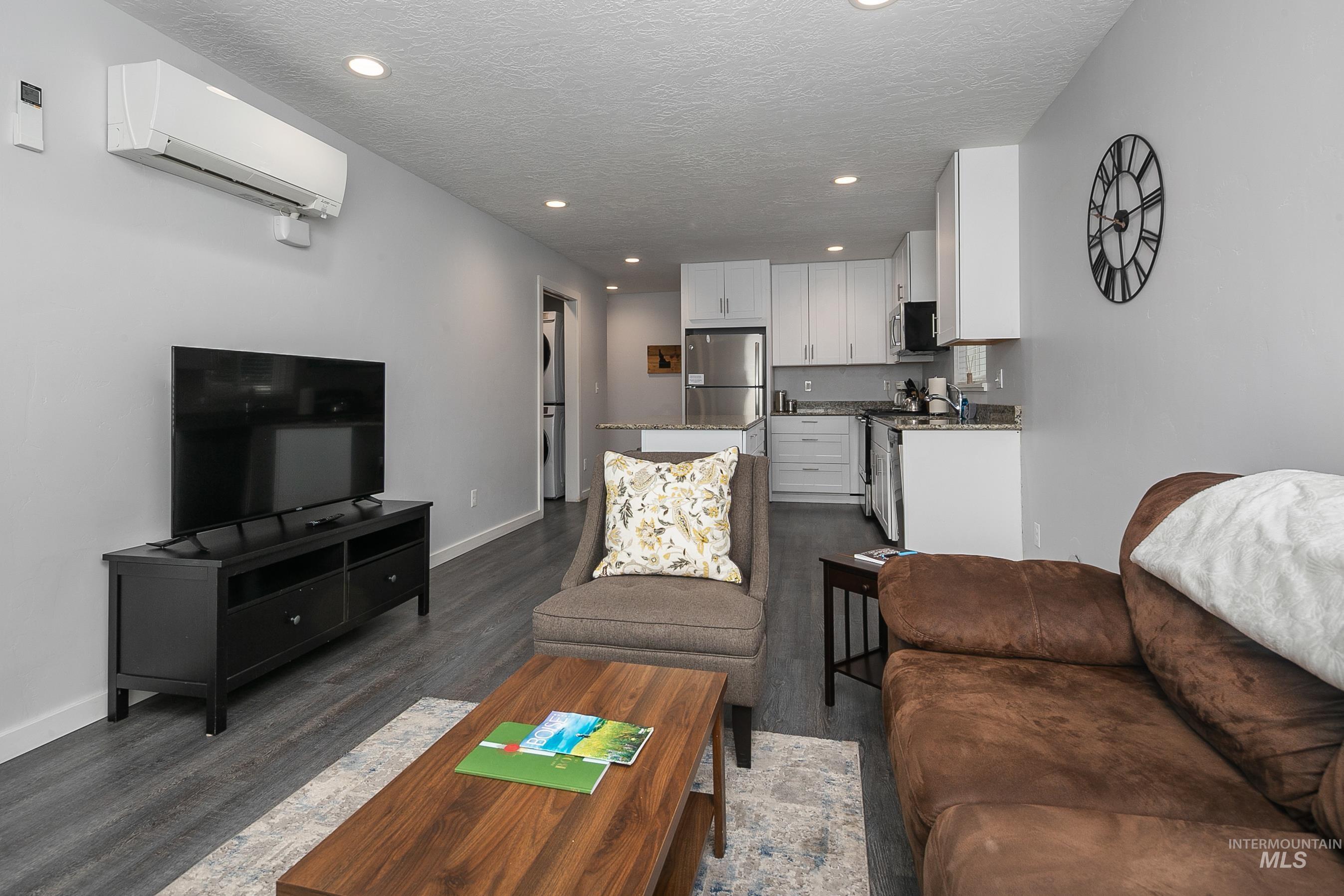 2513 N 31st, Boise, Idaho 83703, 3 Bedrooms, 2 Bathrooms, Residential Income For Sale, Price $870,000, 98967007