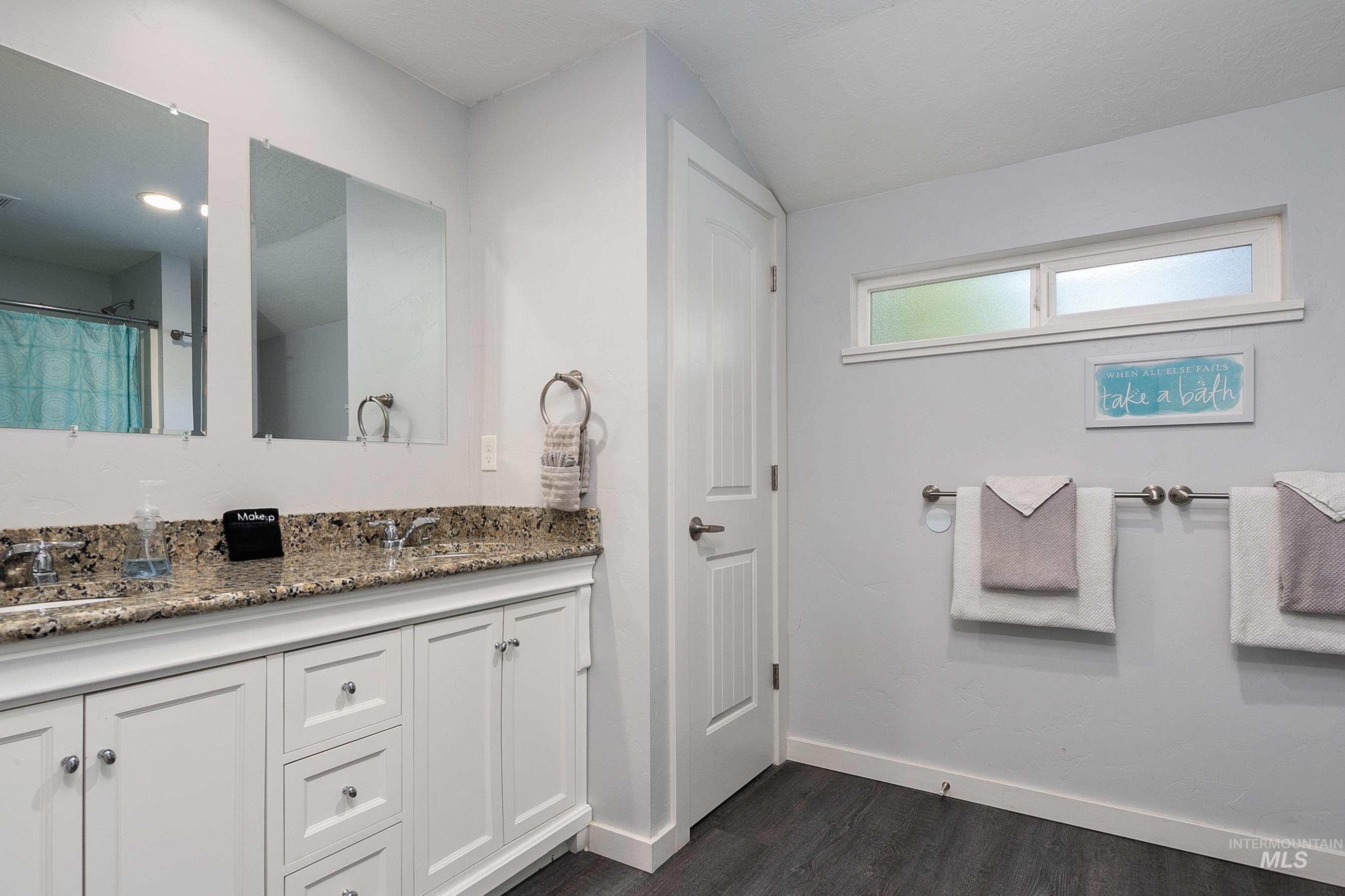 2513 N 31st, Boise, Idaho 83703, 3 Bedrooms, 2 Bathrooms, Residential Income For Sale, Price $870,000, 98967007