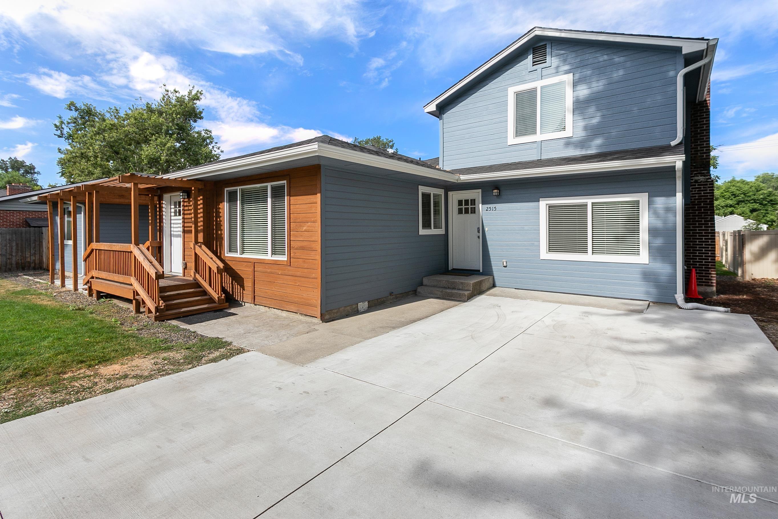 2513 N 31st, Boise, Idaho 83703, 3 Bedrooms, 2 Bathrooms, Residential Income For Sale, Price $870,000, 98967007