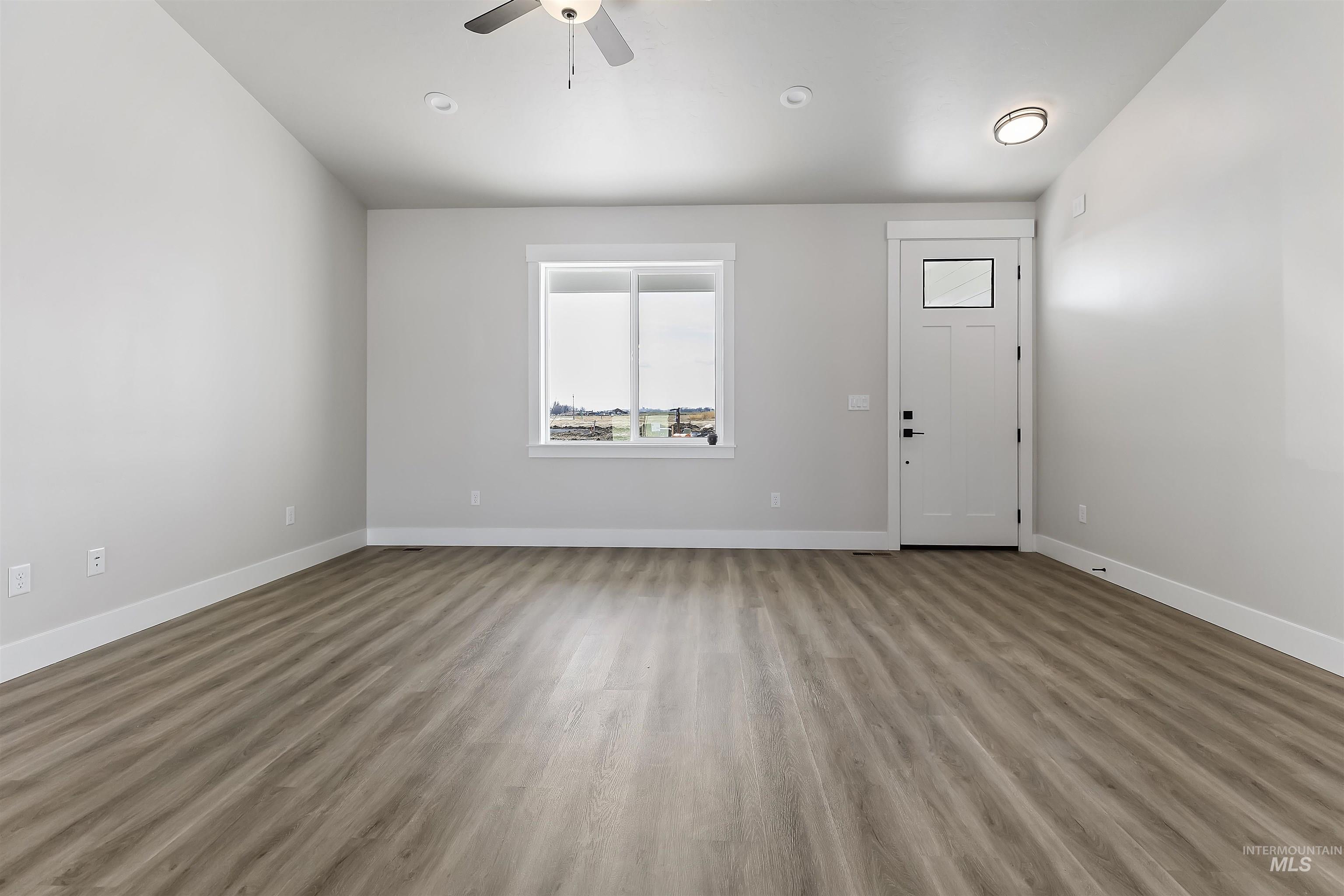 607 Fallen Leaf Ave, New Plymouth, Idaho 83655, 4 Bedrooms, 2.5 Bathrooms, Residential For Sale, Price $485,000, 98967009