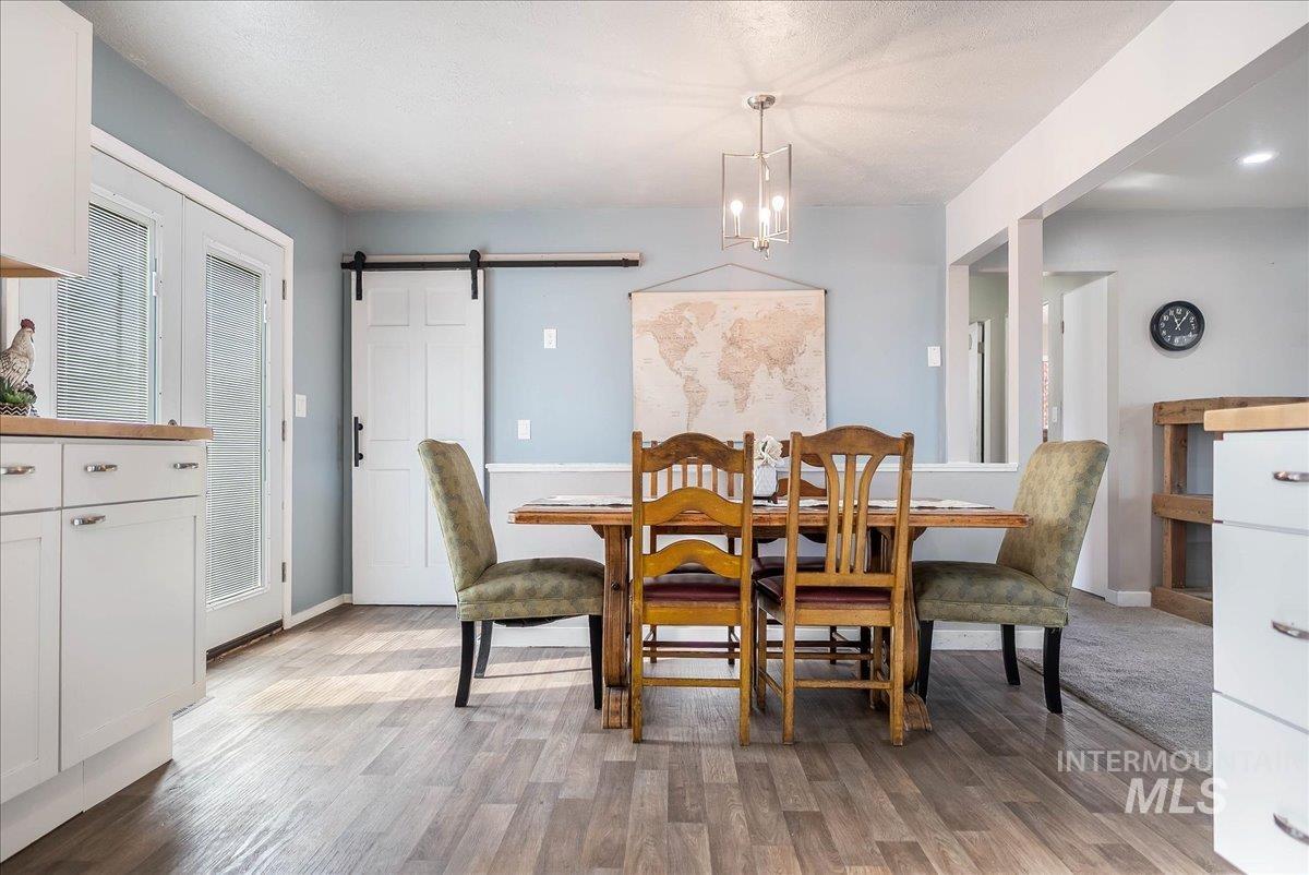 1734 Poplar Ave, Twin Falls, Idaho 83301-6702, 4 Bedrooms, 2 Bathrooms, Residential For Sale, Price $274,900, 98967012