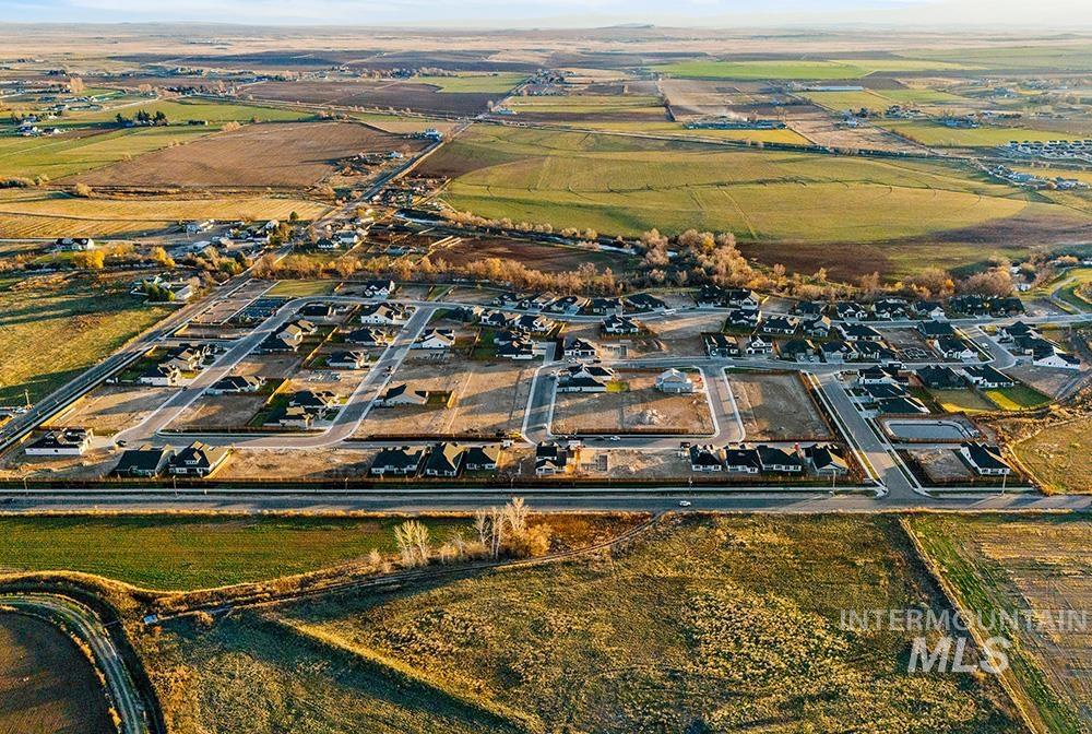 1984 E Thea Dr, Kuna, Idaho 83634, 4 Bedrooms, 3.5 Bathrooms, Residential For Sale, Price $899,900, 98967018