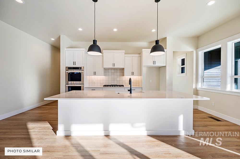 1984 E Thea Dr, Kuna, Idaho 83634, 4 Bedrooms, 3.5 Bathrooms, Residential For Sale, Price $899,900, 98967018