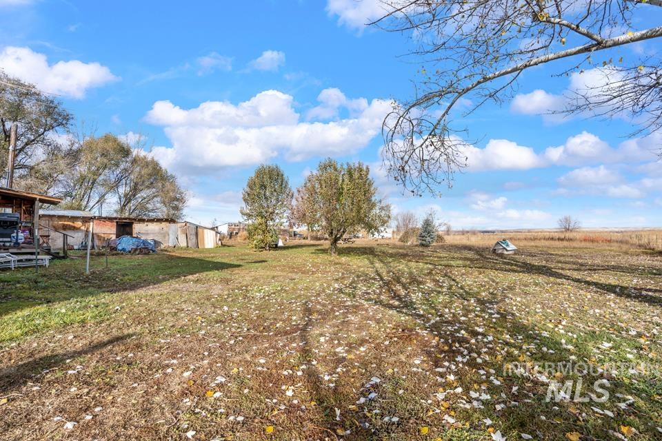 9350 Dewey Rd, Emmett, Idaho 83617, 3 Bedrooms, 2 Bathrooms, Residential For Sale, Price $424,000, 98967023