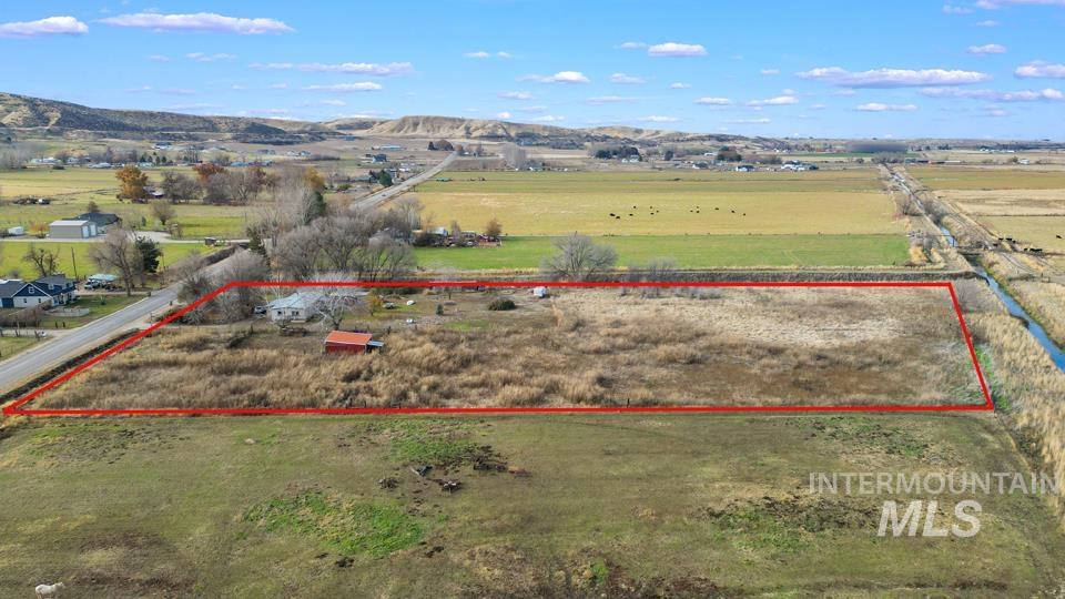 9350 Dewey Rd, Emmett, Idaho 83617, 3 Bedrooms, 2 Bathrooms, Residential For Sale, Price $424,000, 98967023