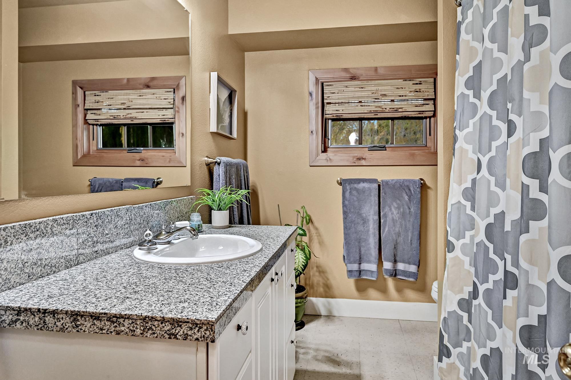 892 N Pollard Ln, Star, Idaho 83669, 3 Bedrooms, 2.5 Bathrooms, Residential For Sale, Price $879,000, 98967027