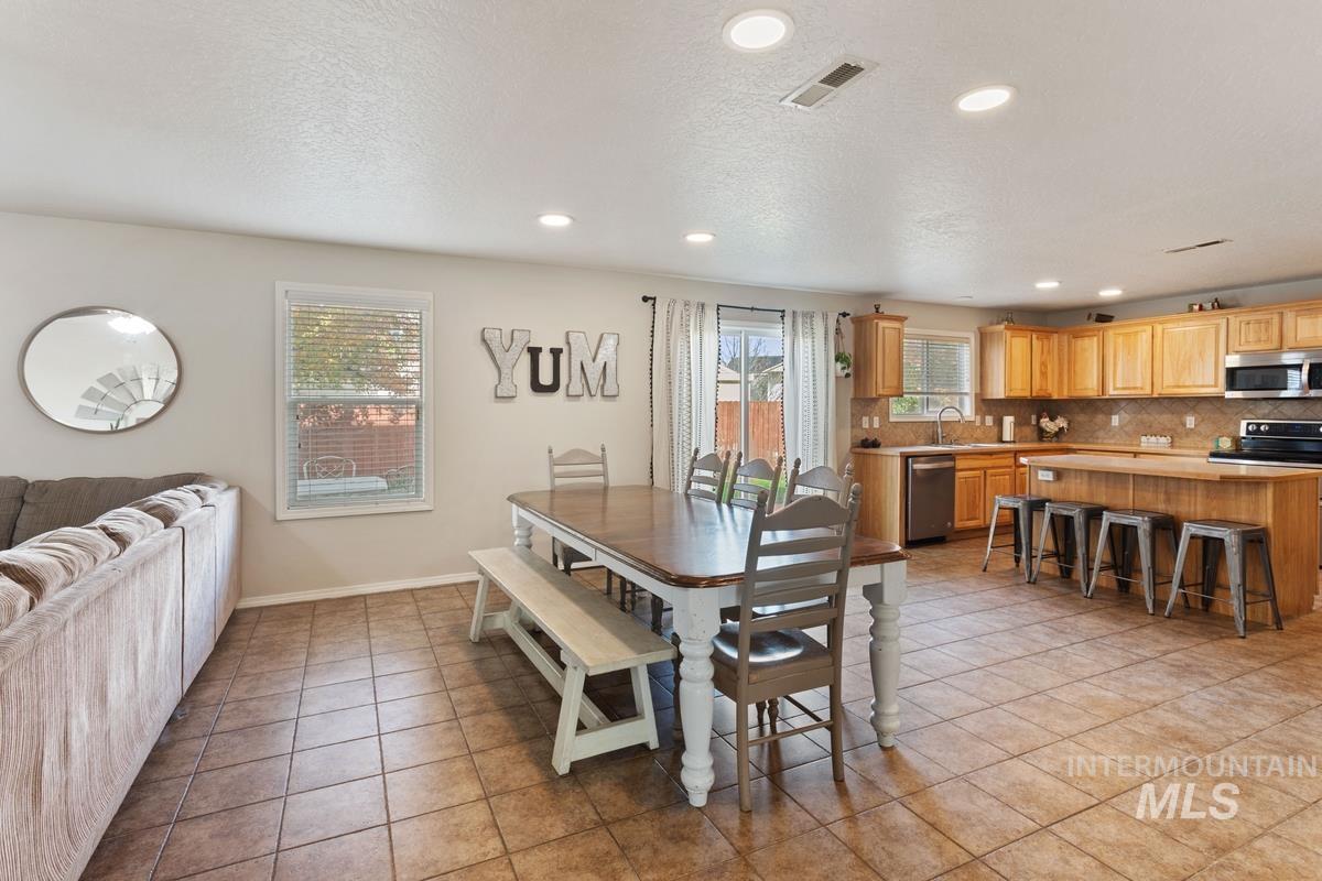 11950 W Crested Butte Ct, Nampa, Idaho 83651, 4 Bedrooms, 2.5 Bathrooms, Residential For Sale, Price $514,500, 98967044