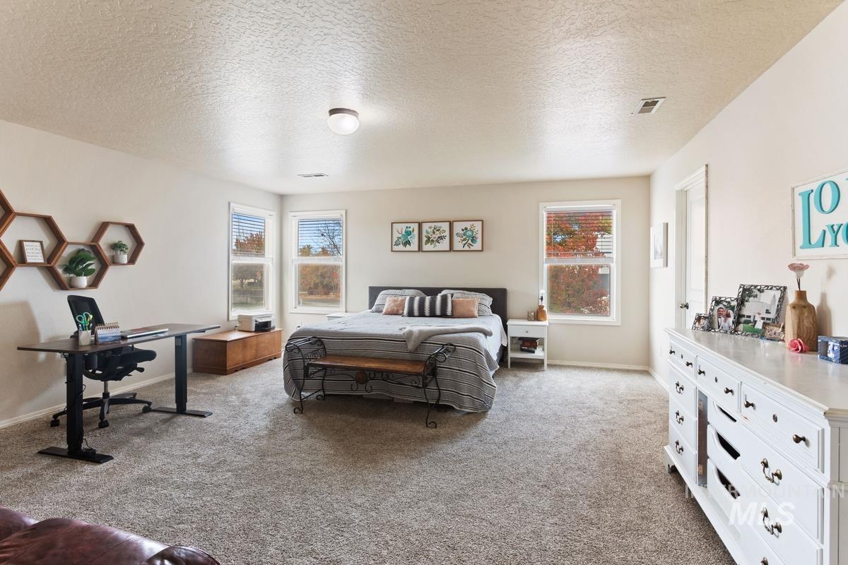 11950 W Crested Butte Ct, Nampa, Idaho 83651, 4 Bedrooms, 2.5 Bathrooms, Residential For Sale, Price $514,500, 98967044