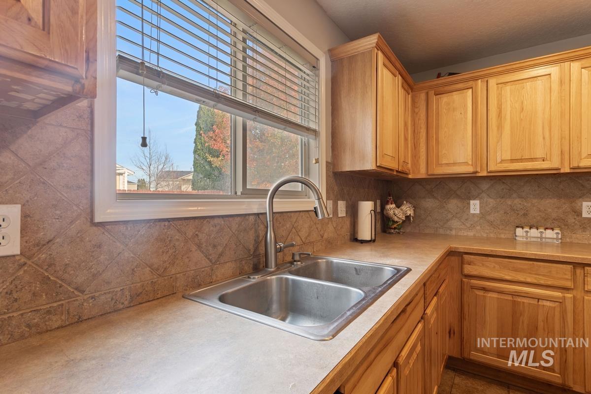 11950 W Crested Butte Ct, Nampa, Idaho 83651, 4 Bedrooms, 2.5 Bathrooms, Residential For Sale, Price $514,500, 98967044