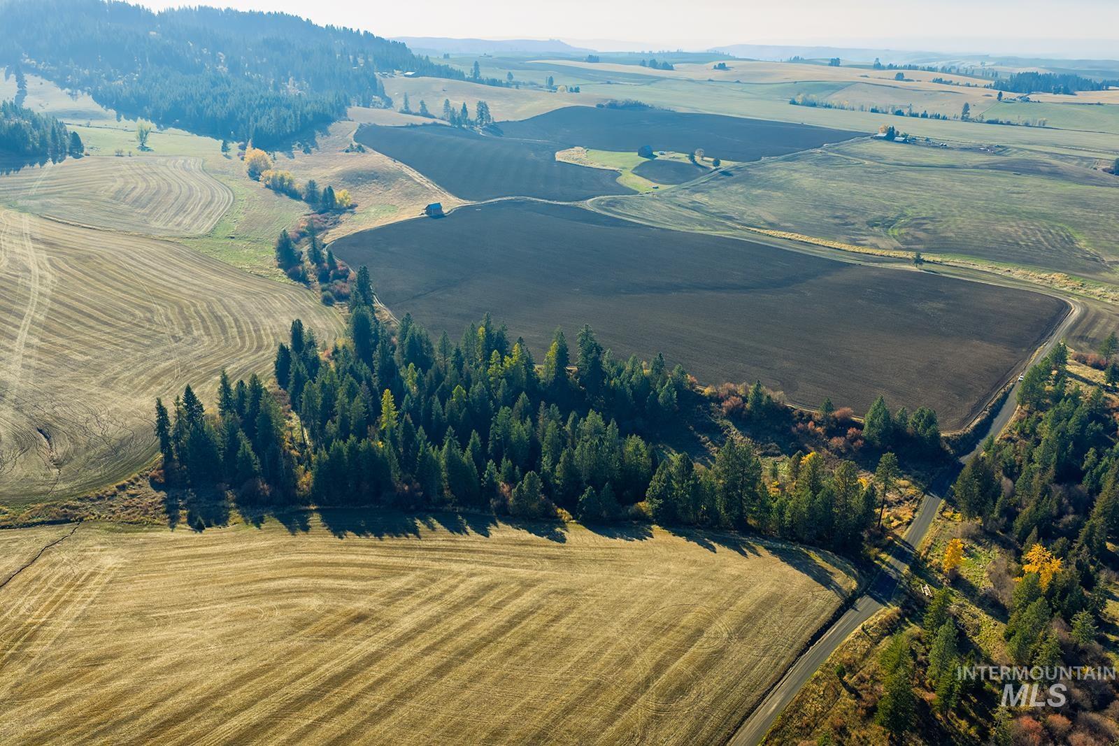 Aerial view of property's location with rural landscape