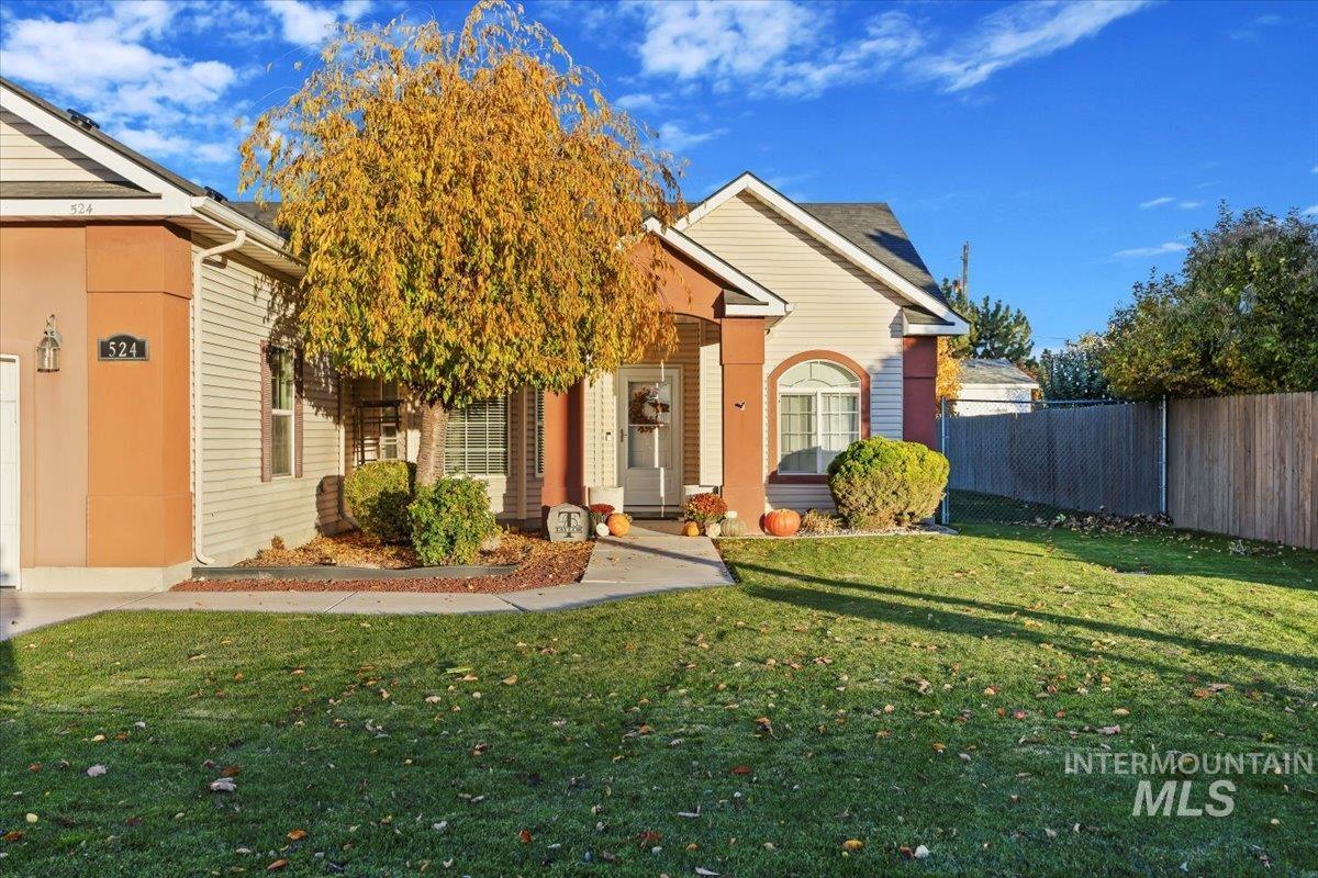 524 Meadowlark Way, Twin Falls, Idaho 83301-6820, 4 Bedrooms, 2 Bathrooms, Residential For Sale, Price $434,900, 98967047