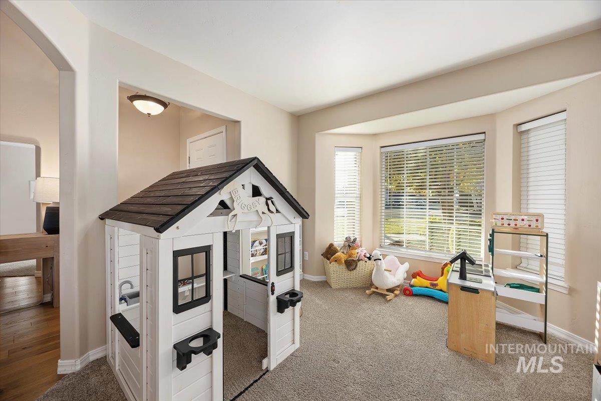 524 Meadowlark Way, Twin Falls, Idaho 83301-6820, 4 Bedrooms, 2 Bathrooms, Residential For Sale, Price $434,900, 98967047