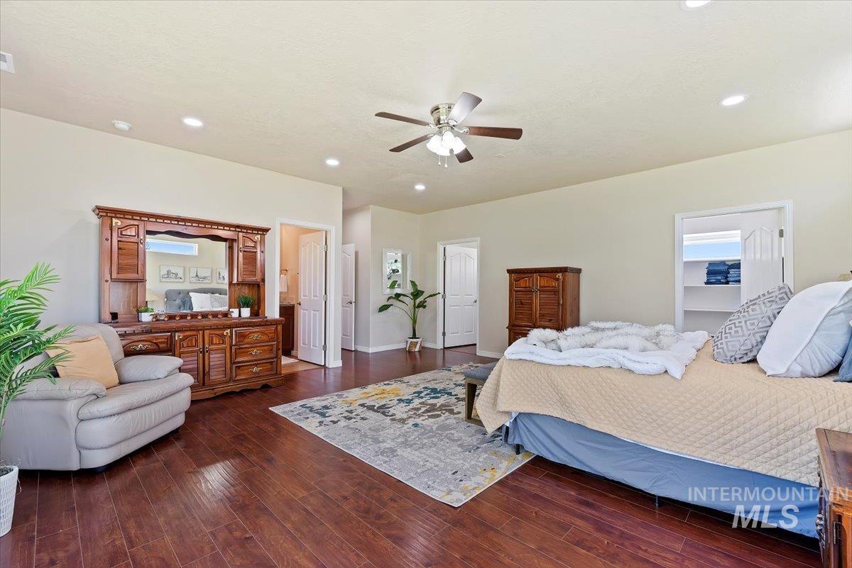 6055 W Murphy Rd, Kuna, Idaho 83634-1623, 6 Bedrooms, 5 Bathrooms, Residential For Sale, Price $1,549,999, 98967048