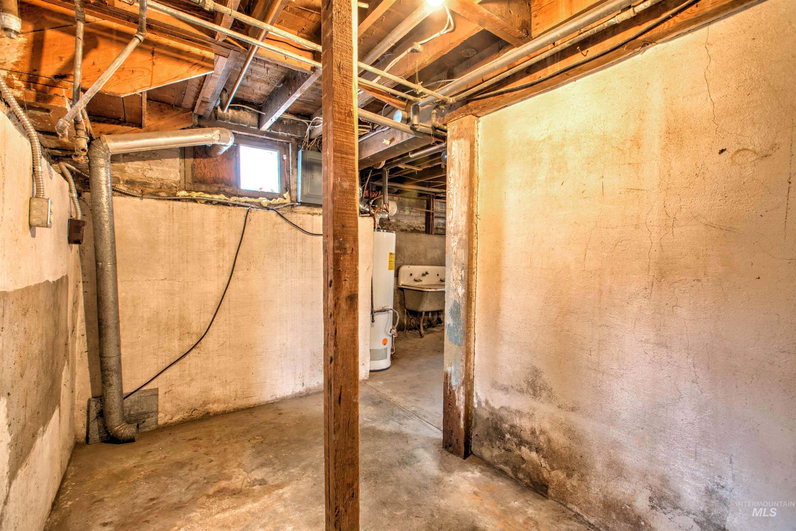 601 1st Ave East, Jerome, Idaho 83338, 3 Bedrooms, 1.5 Bathrooms, Residential For Sale, Price $300,000, 98967068