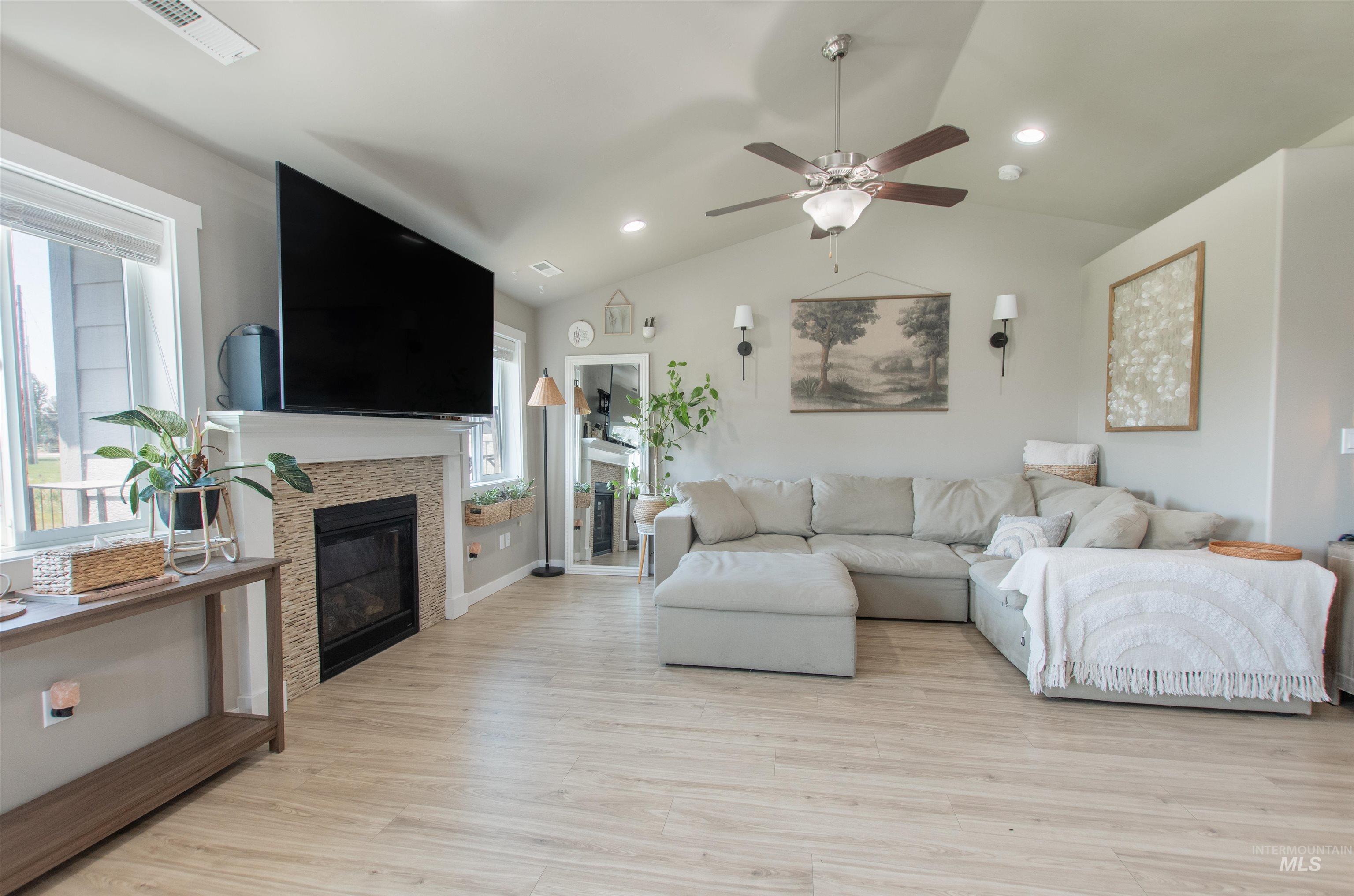 11505 W Baserri Dr, Boise, Idaho 83709, 3 Bedrooms, 2 Bathrooms, Residential For Sale, Price $425,000, 98967069