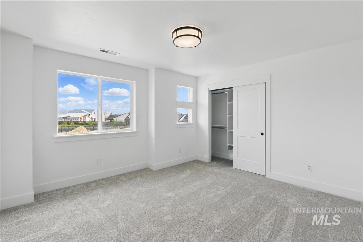 7779 W Daybreak Run Ct, Meridian, Idaho 83646, 4 Bedrooms, 2.5 Bathrooms, Residential For Sale, Price $624,900, 98967076