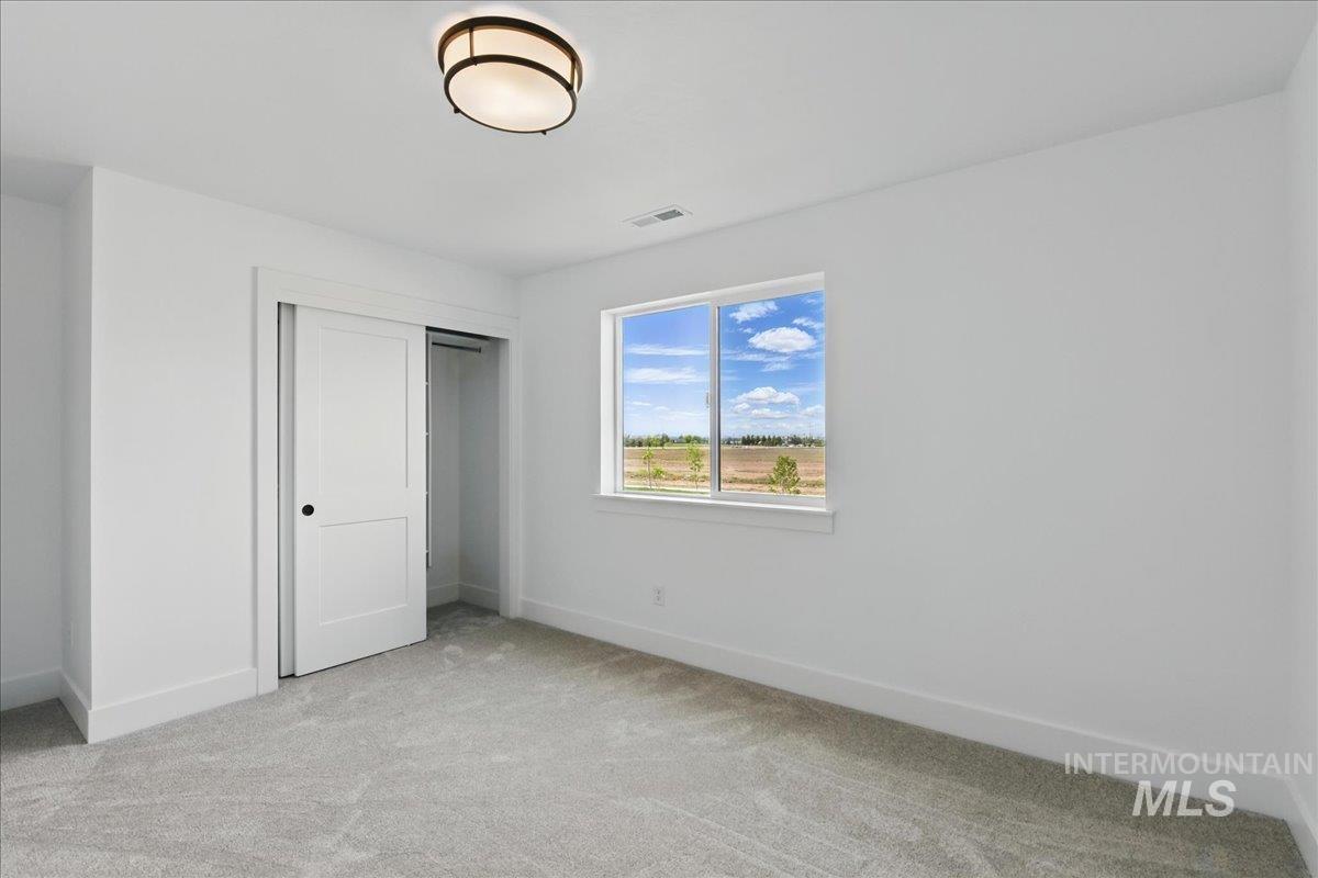 7779 W Daybreak Run Ct, Meridian, Idaho 83646, 4 Bedrooms, 2.5 Bathrooms, Residential For Sale, Price $624,900, 98967076