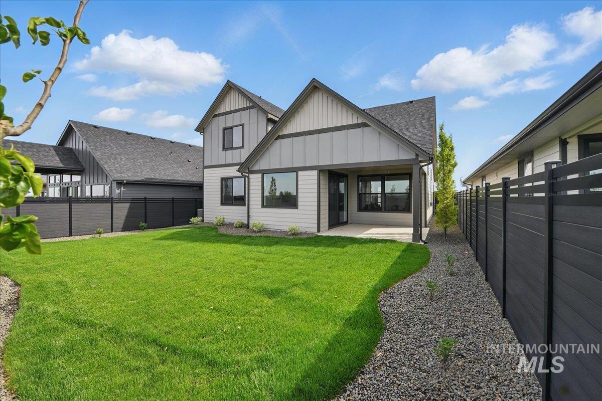 7779 W Daybreak Run Ct, Meridian, Idaho 83646, 4 Bedrooms, 2.5 Bathrooms, Residential For Sale, Price $624,900, 98967076