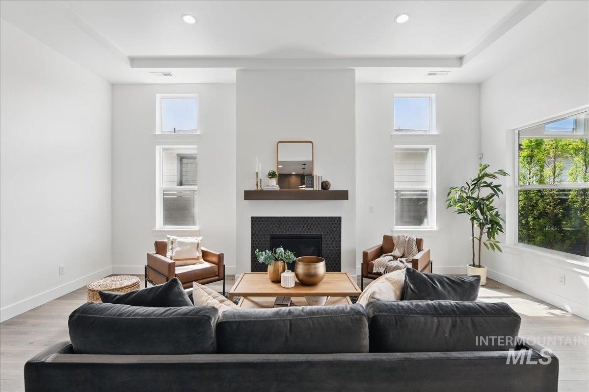 7779 W Daybreak Run Ct, Meridian, Idaho 83646, 4 Bedrooms, 2.5 Bathrooms, Residential For Sale, Price $624,900, 98967076