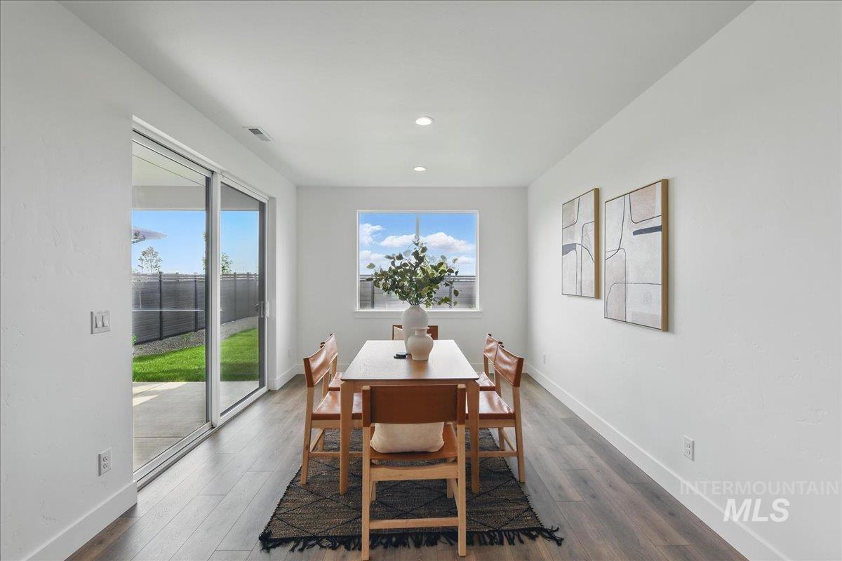 7779 W Daybreak Run Ct, Meridian, Idaho 83646, 4 Bedrooms, 2.5 Bathrooms, Residential For Sale, Price $624,900, 98967076