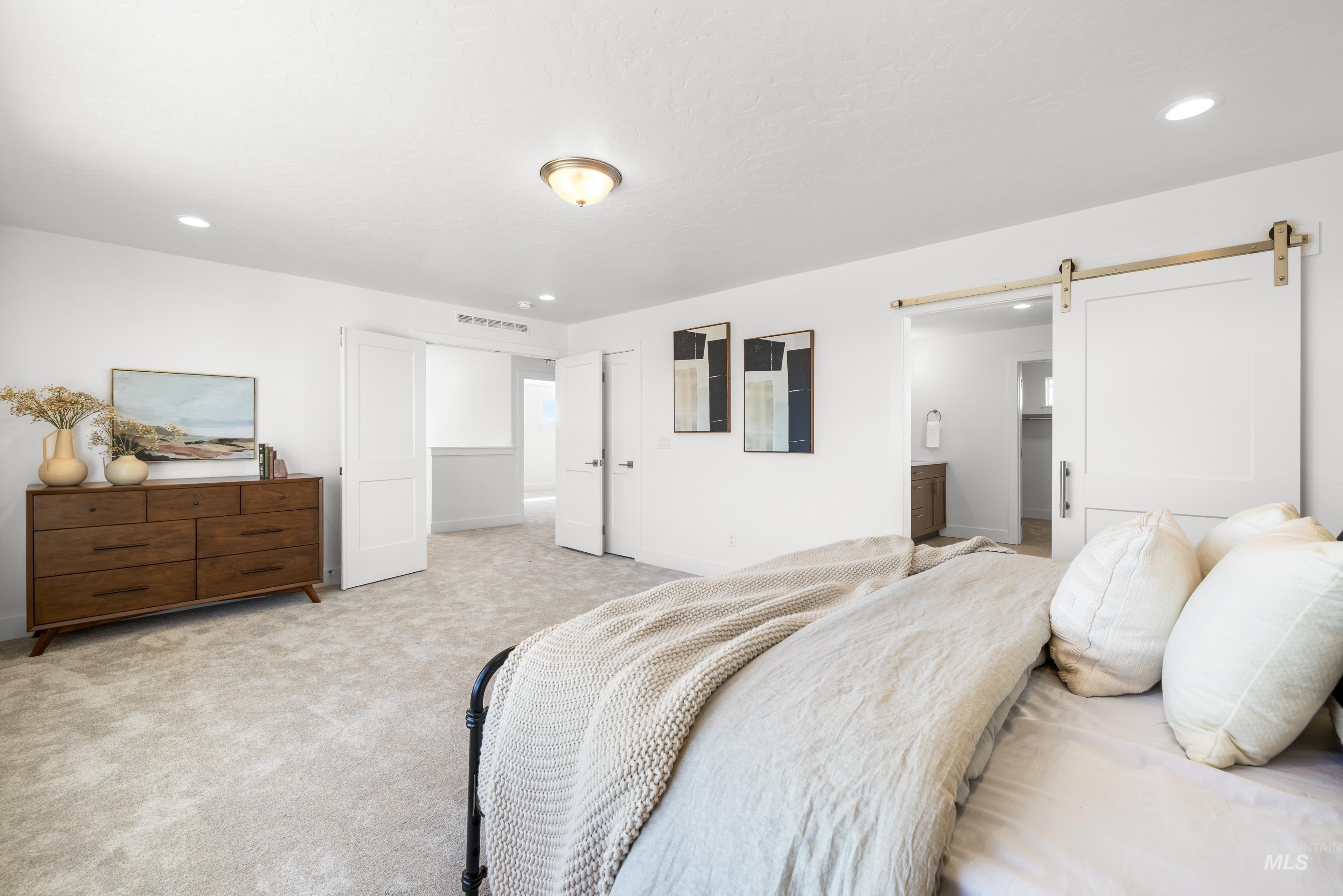 7649 W Whisper Ridge Dr, Meridian, Idaho 83646, 4 Bedrooms, 3 Bathrooms, Residential For Sale, Price $724,900, 98967078