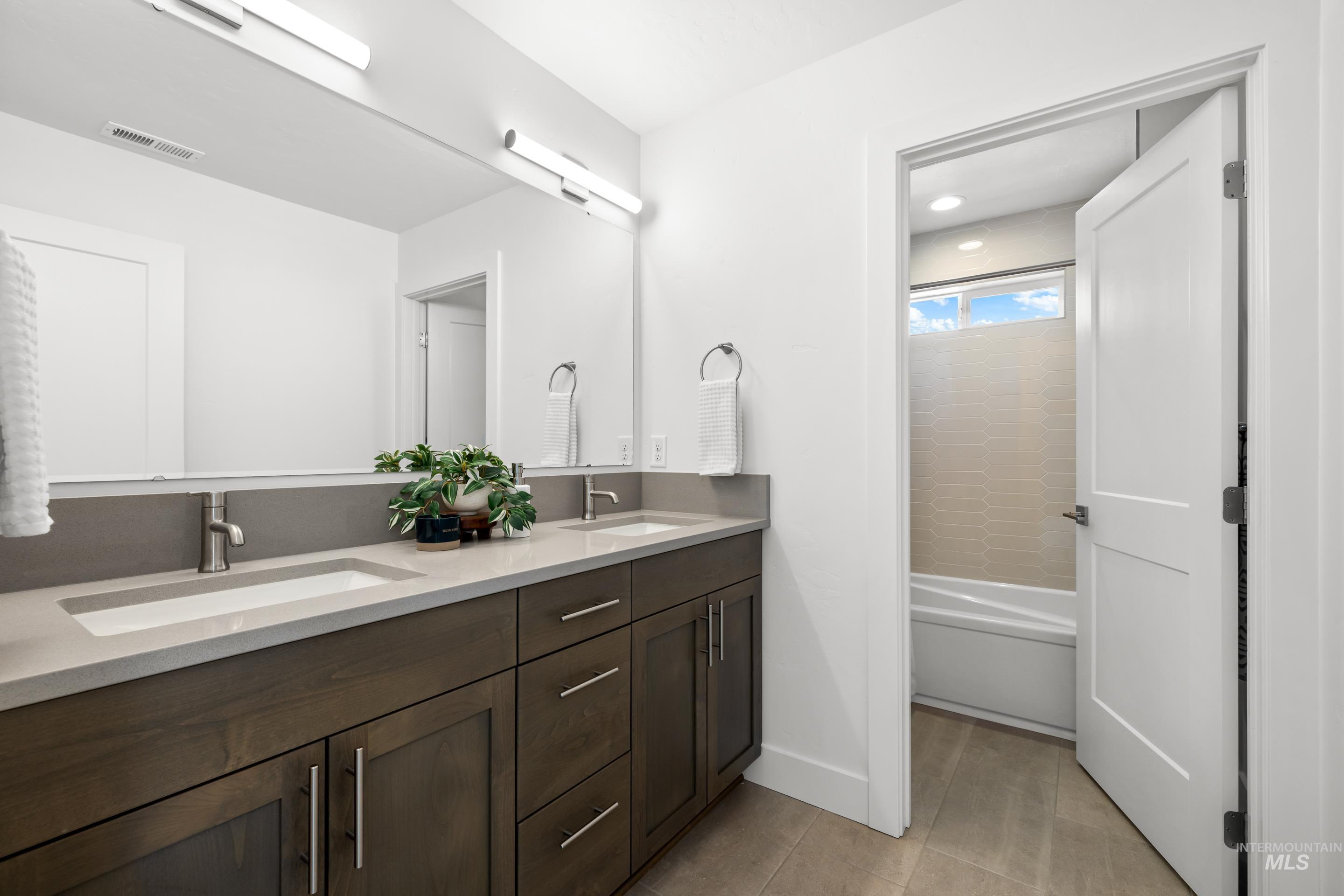 7649 W Whisper Ridge Dr, Meridian, Idaho 83646, 4 Bedrooms, 3 Bathrooms, Residential For Sale, Price $724,900, 98967078