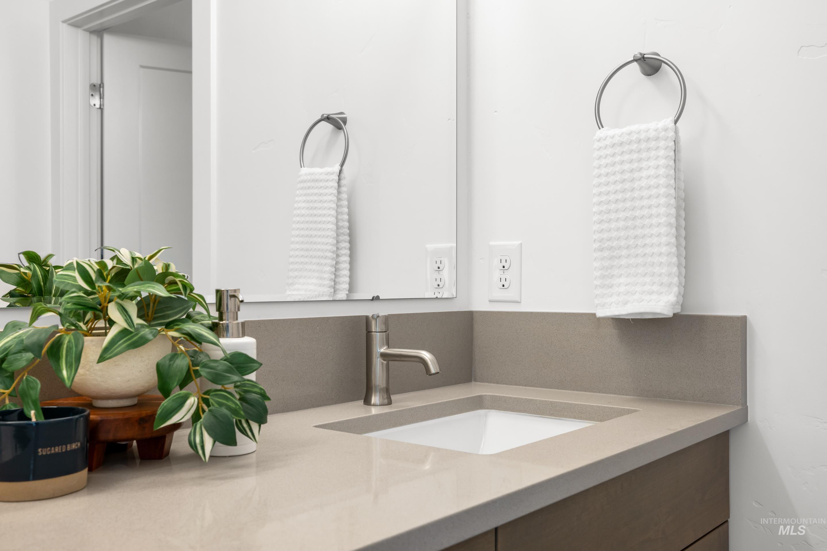 7649 W Whisper Ridge Dr, Meridian, Idaho 83646, 4 Bedrooms, 3 Bathrooms, Residential For Sale, Price $724,900, 98967078