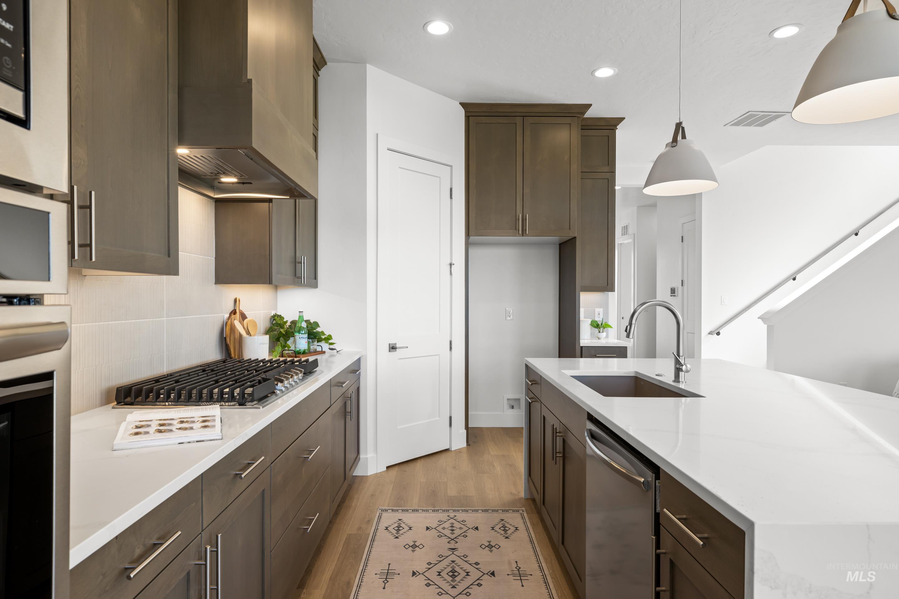 7649 W Whisper Ridge Dr, Meridian, Idaho 83646, 4 Bedrooms, 3 Bathrooms, Residential For Sale, Price $724,900, 98967078