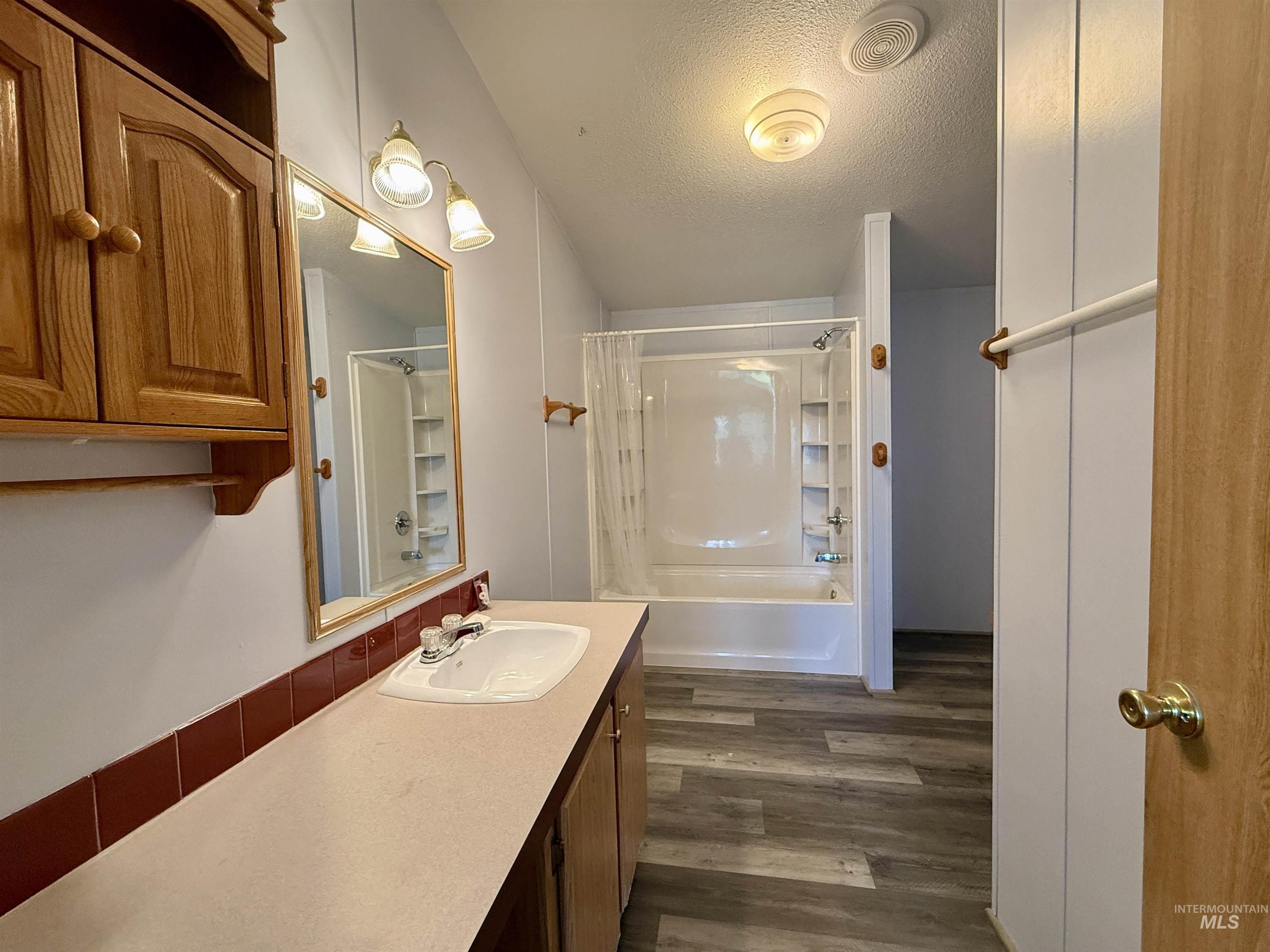 1366 Glenwood Road, Kamiah, Idaho 83536, 3 Bedrooms, 2 Bathrooms, Residential For Sale, Price $387,000, 98967079