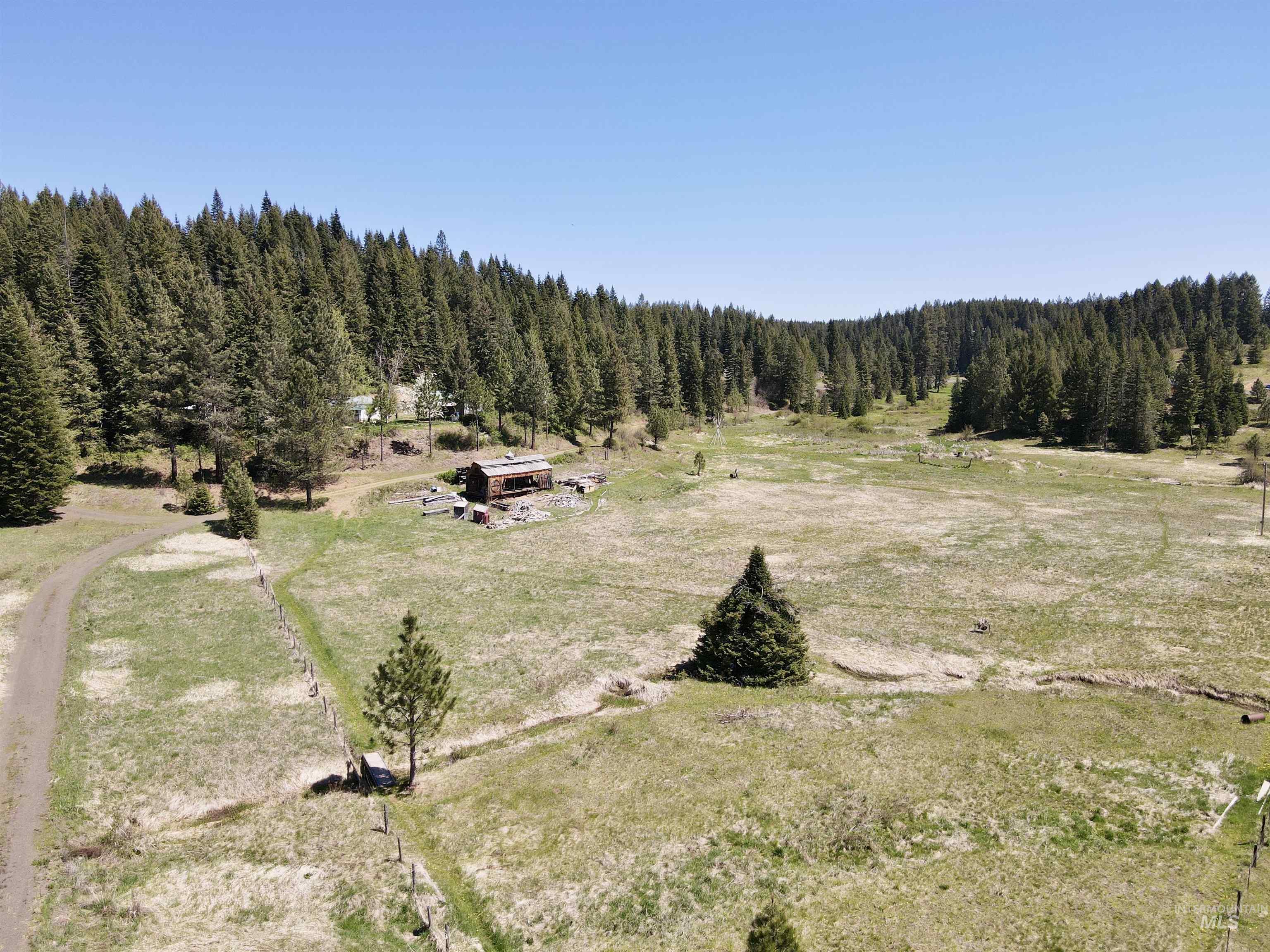 1366 Glenwood Road, Kamiah, Idaho 83536, 3 Bedrooms, 2 Bathrooms, Residential For Sale, Price $387,000, 98967079